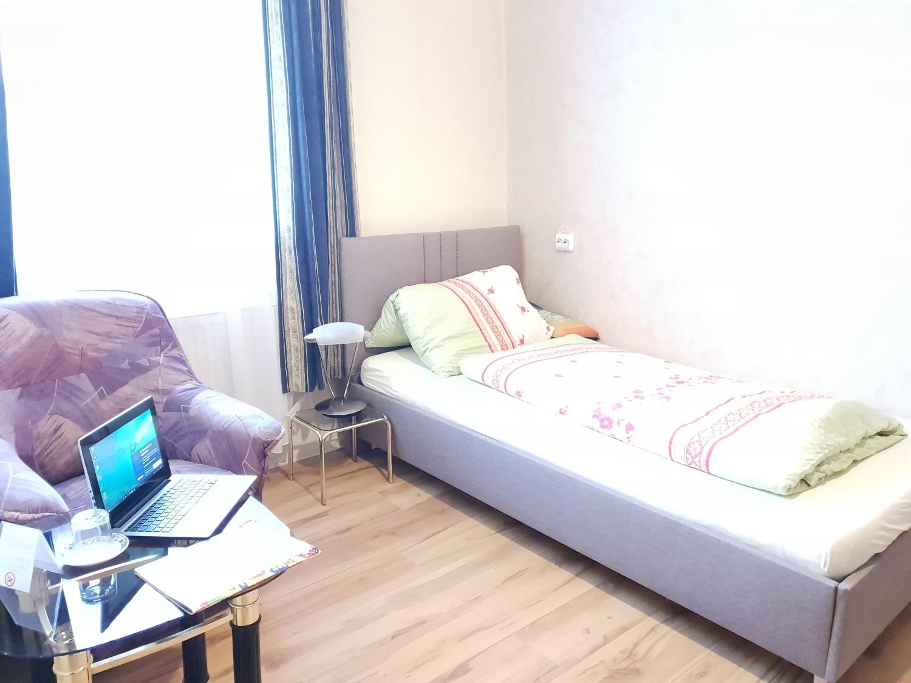 Standard Single Room with Shower photo 1