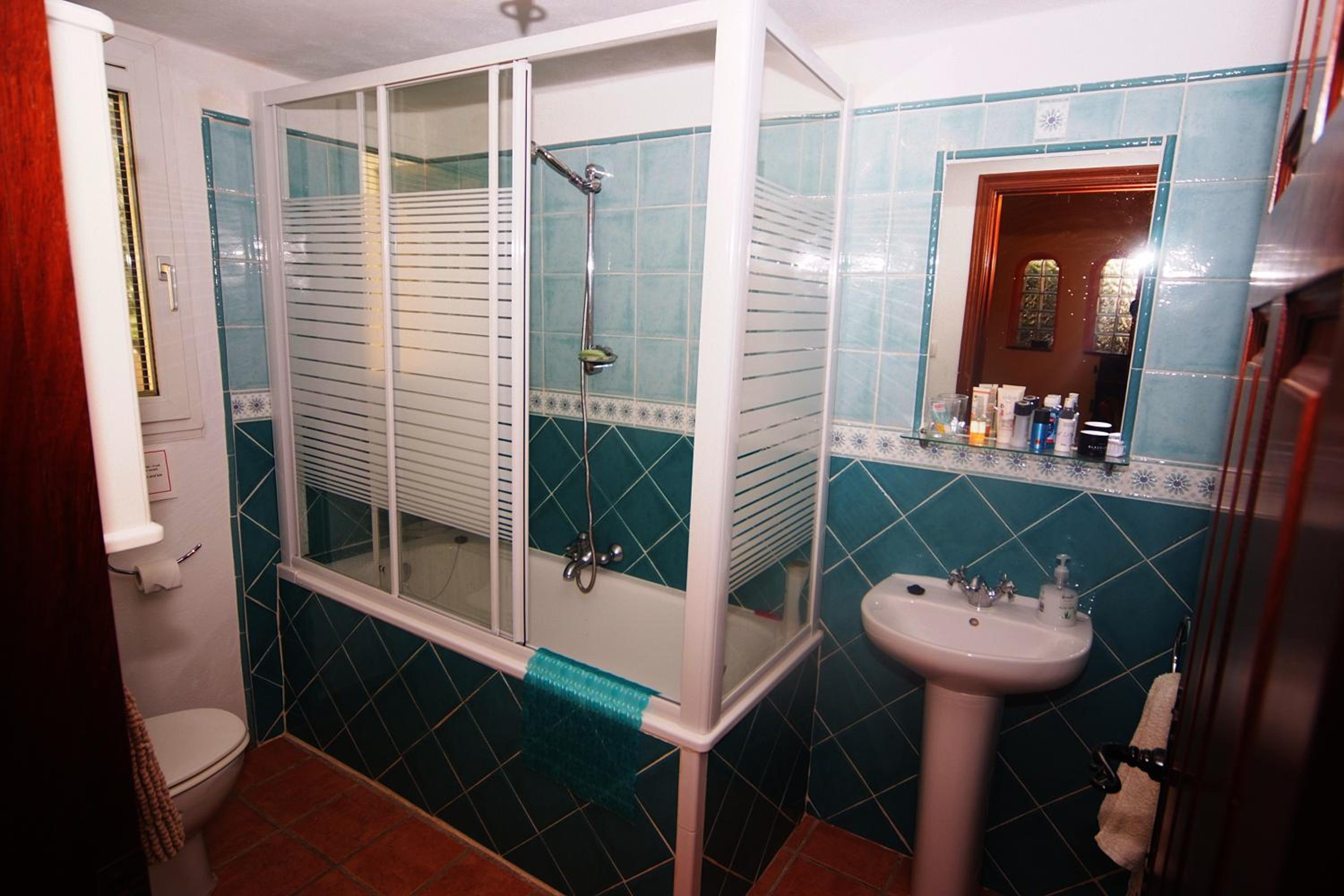 Two-Bedroom House photo 2