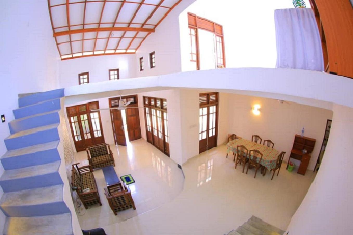 Deluxe Double Room with Balcony photo 3