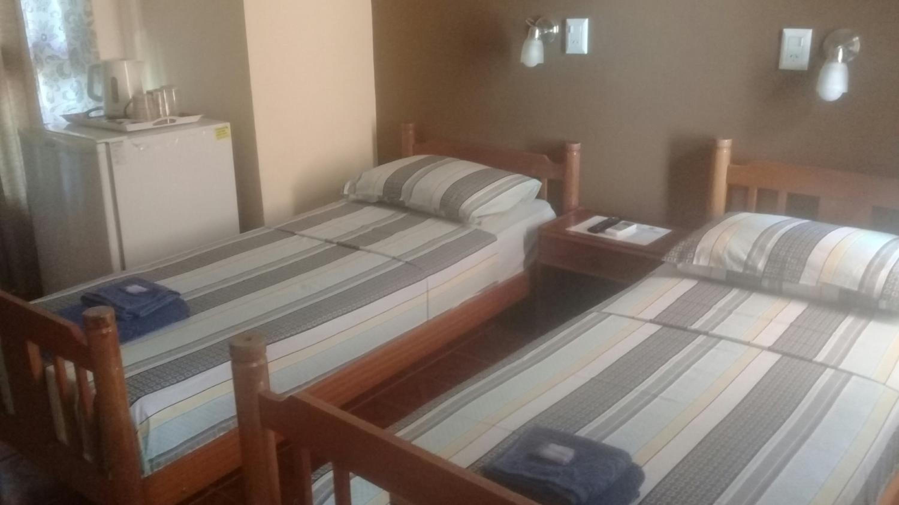 Twin Room with Private Bathroom