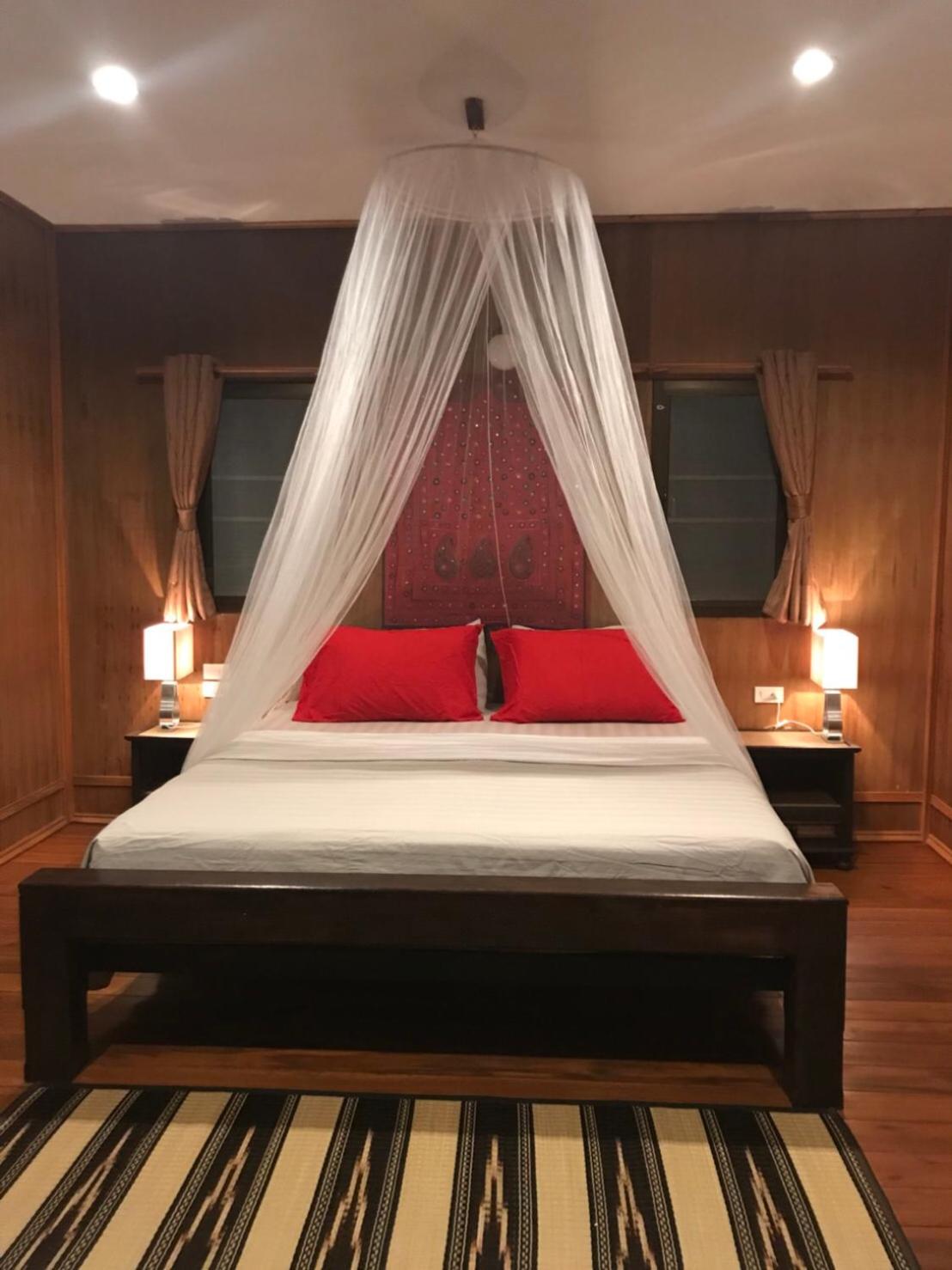花园景豪华小木屋