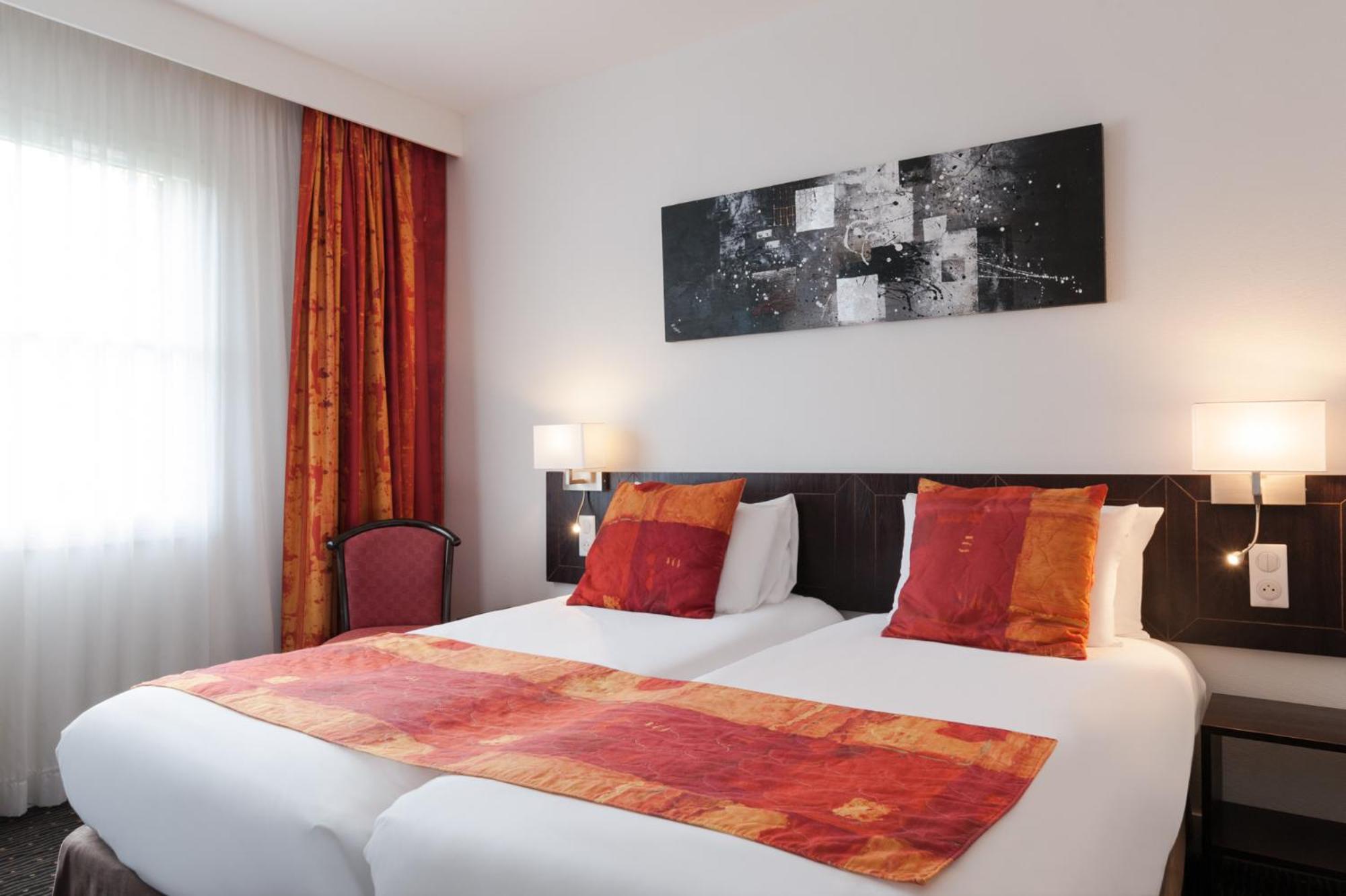 Standard Double or Twin Room - Photo 1