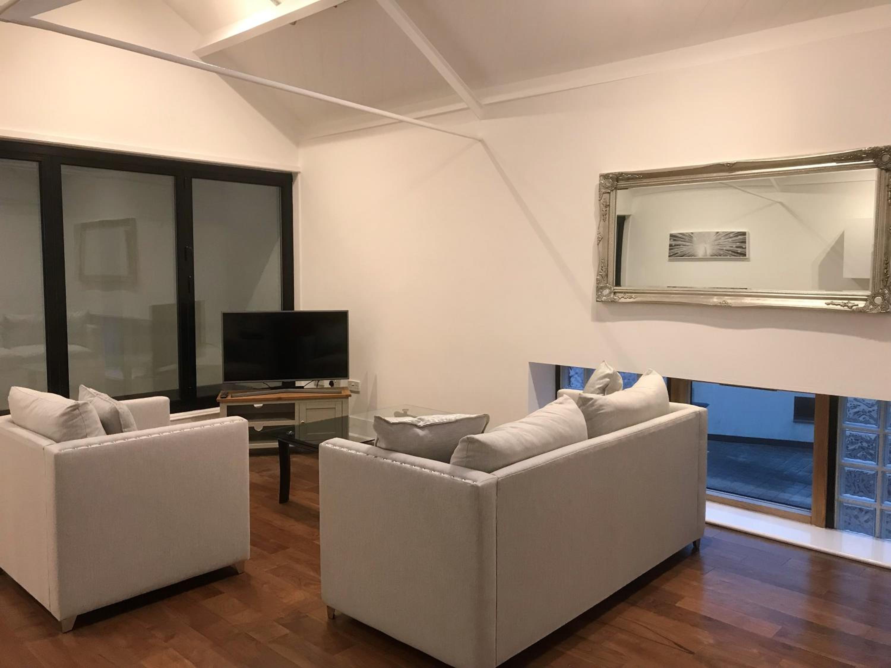 Superior Apartment - Photo 8