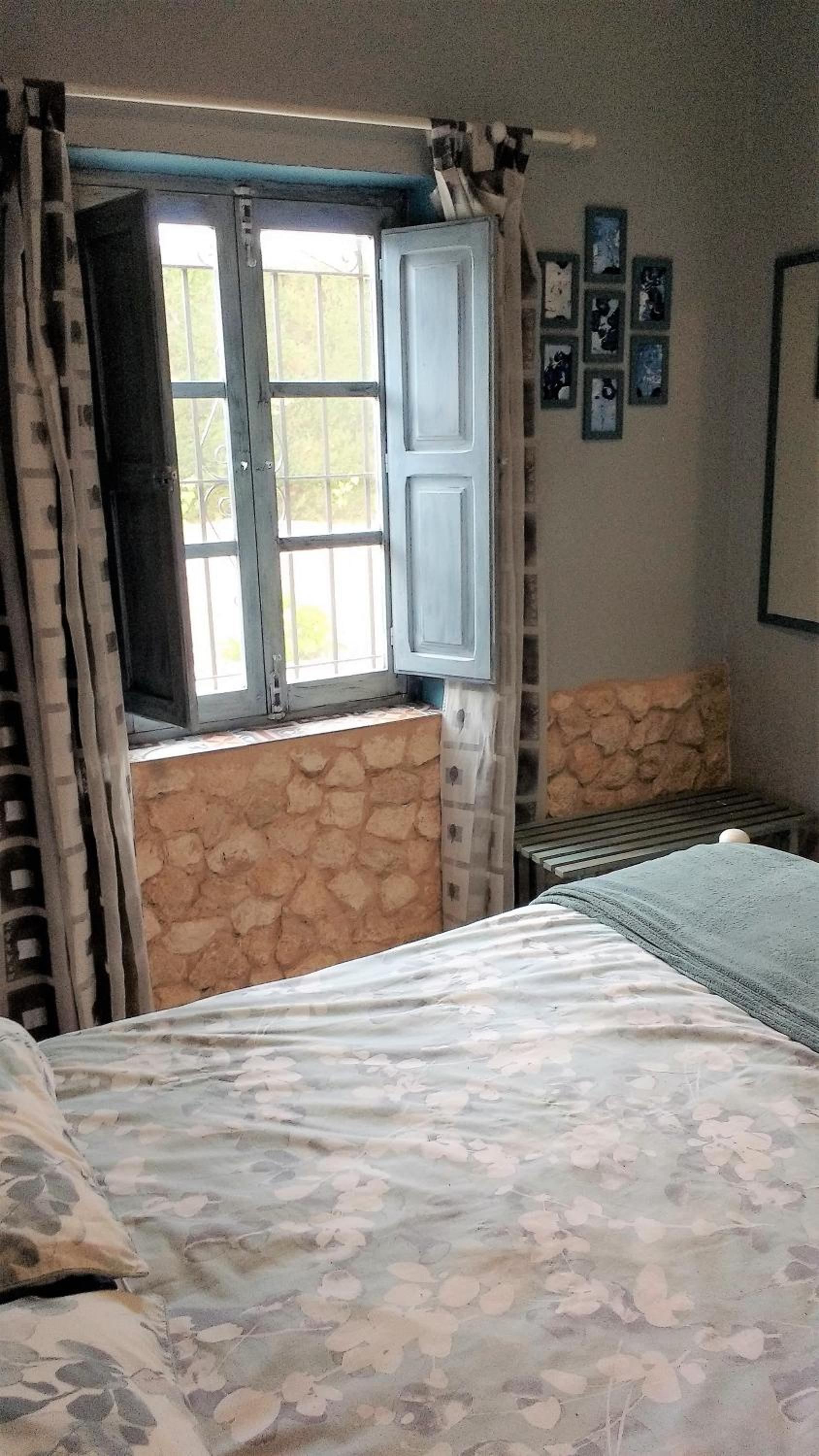 Double Room with Private Bathroom - Photo 1