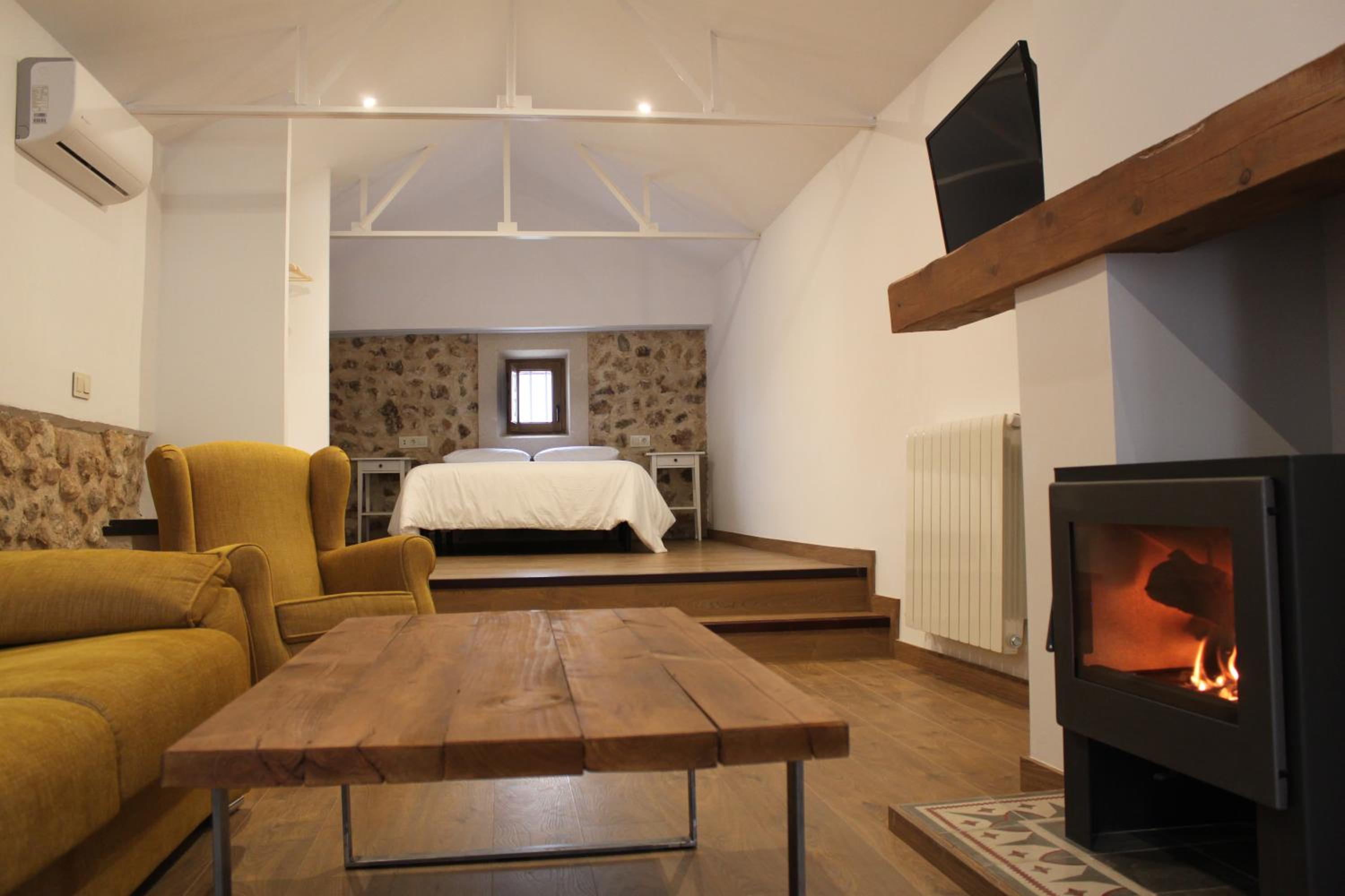 Double Room with Spa Bath photo 2