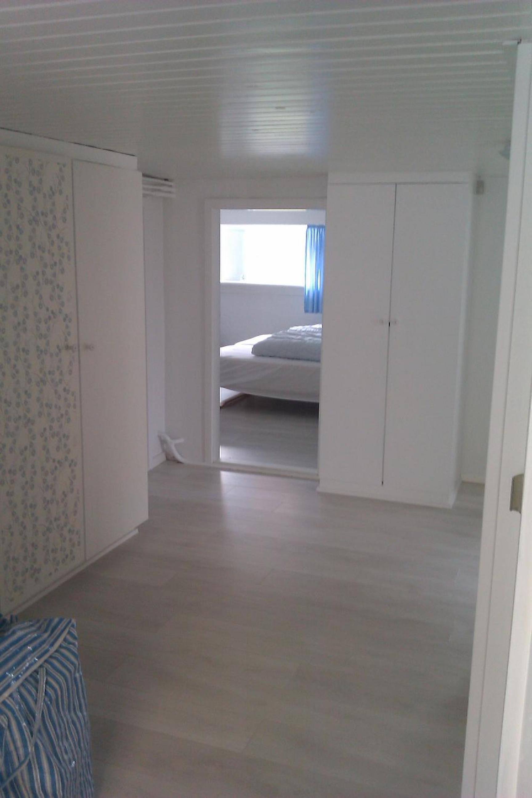Double or Twin Room with Shared Bathroom