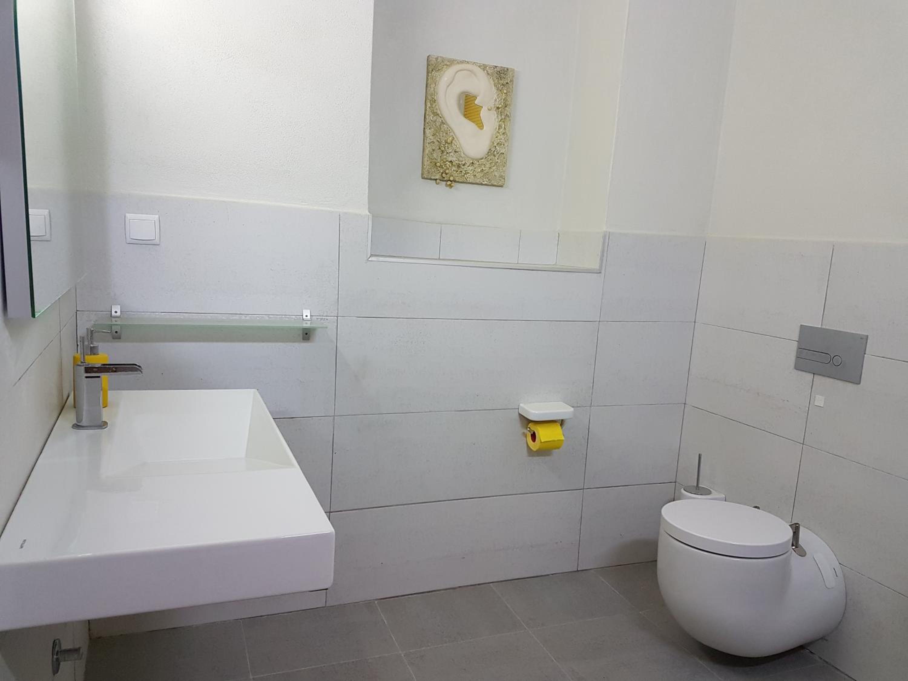 Double Room with Private Bathroom - Photo 3