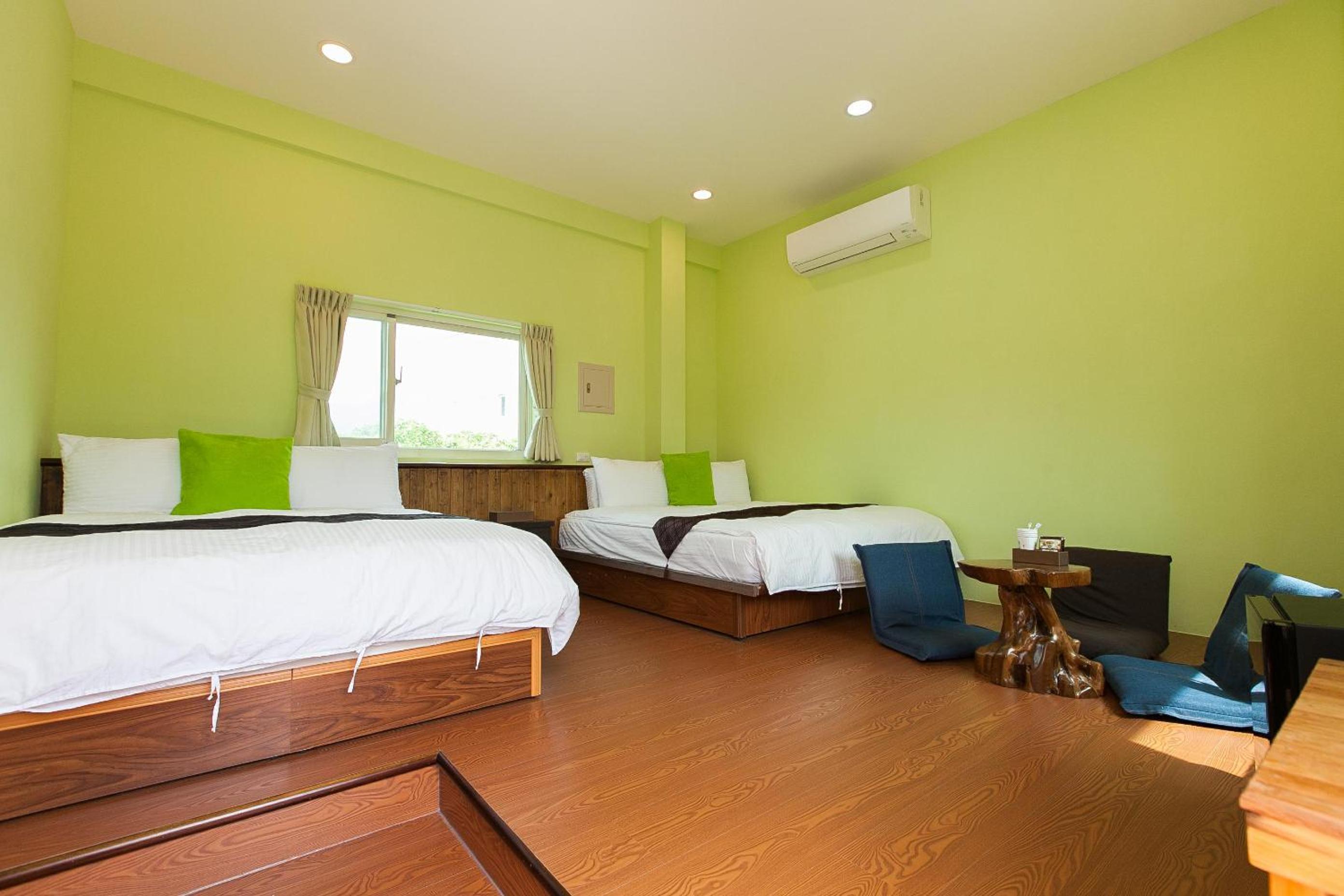 Quadruple Room with Balcony photo 1