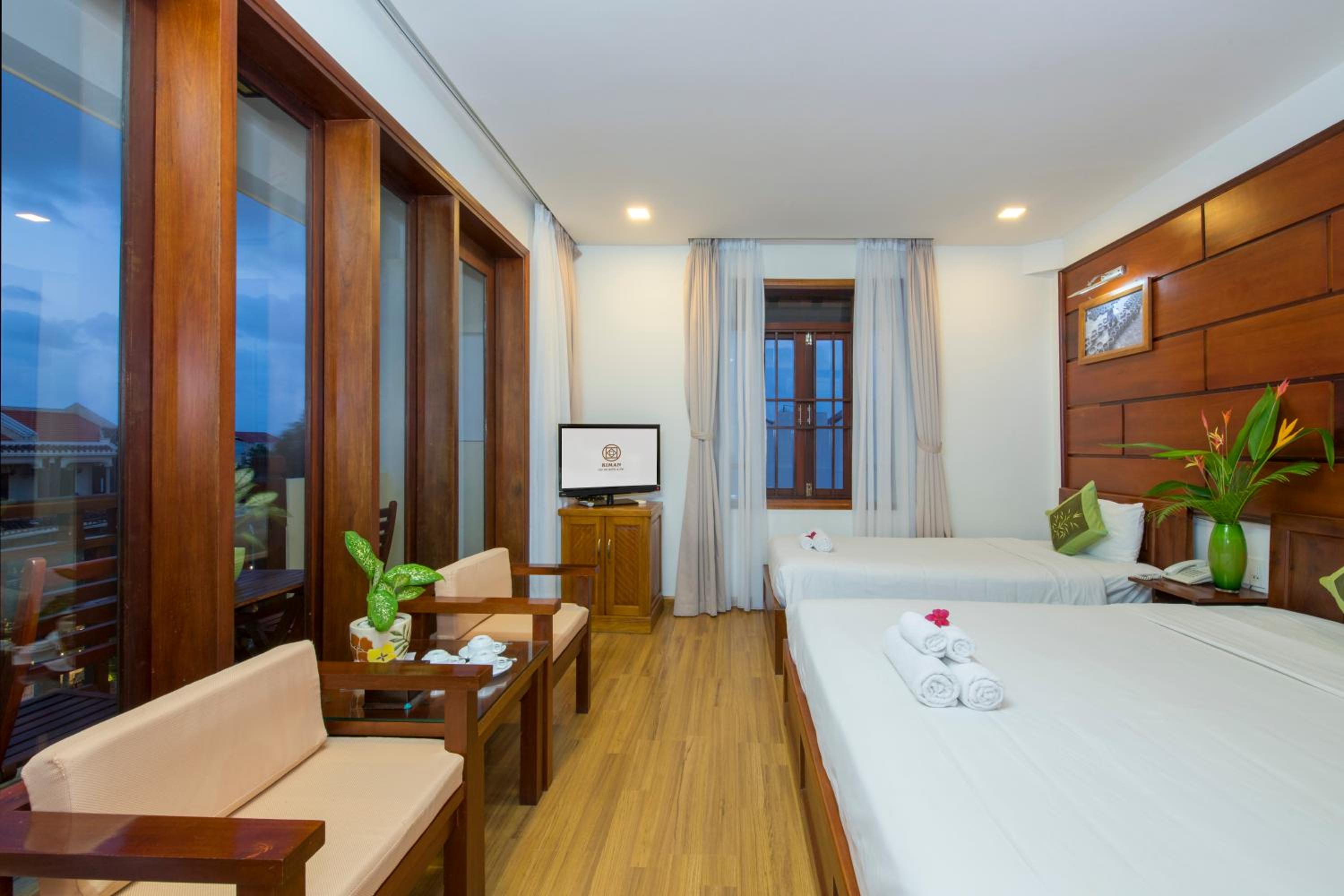 Triple Room with Balcony