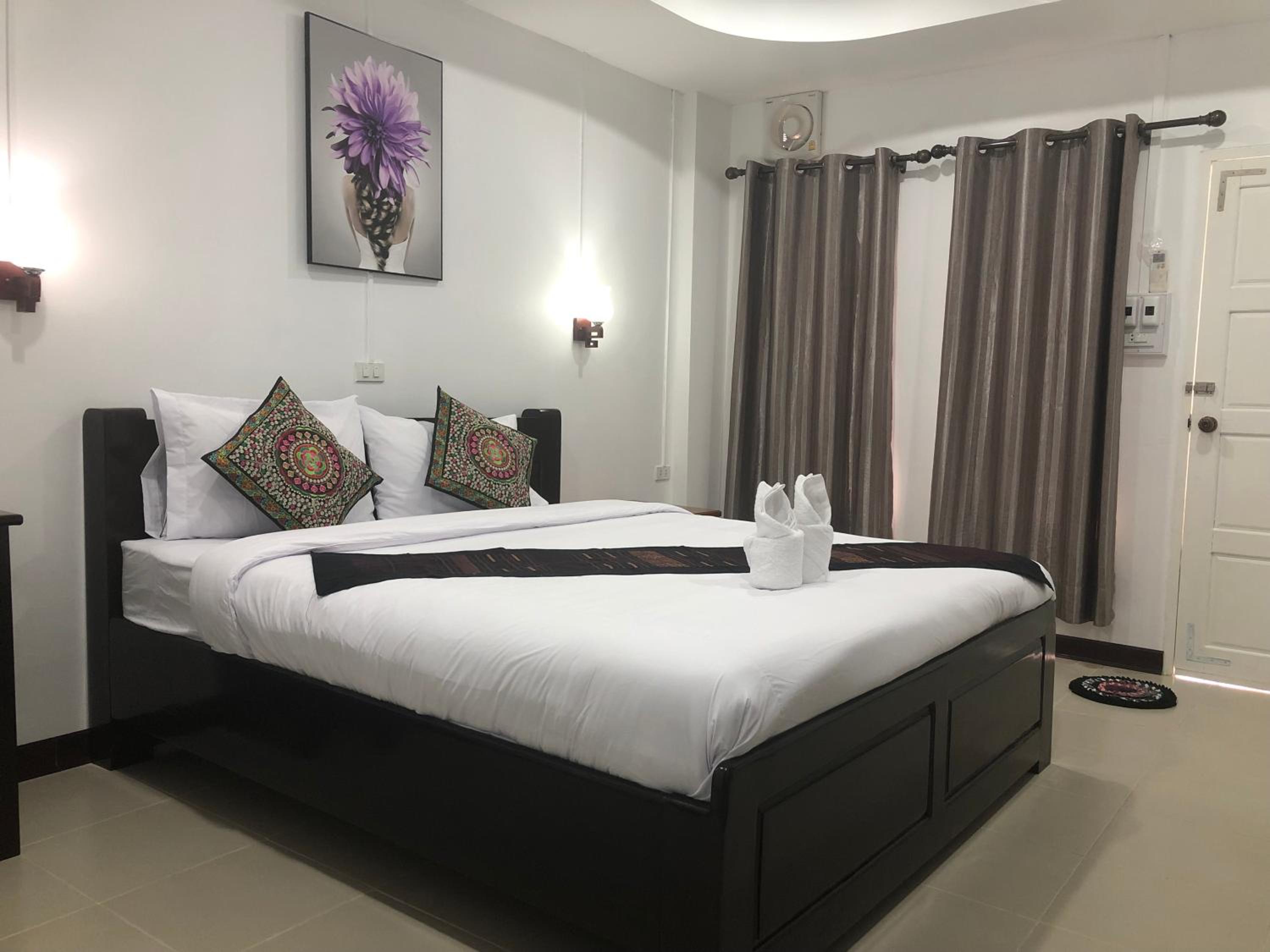 Deluxe Double Room - Photo 3