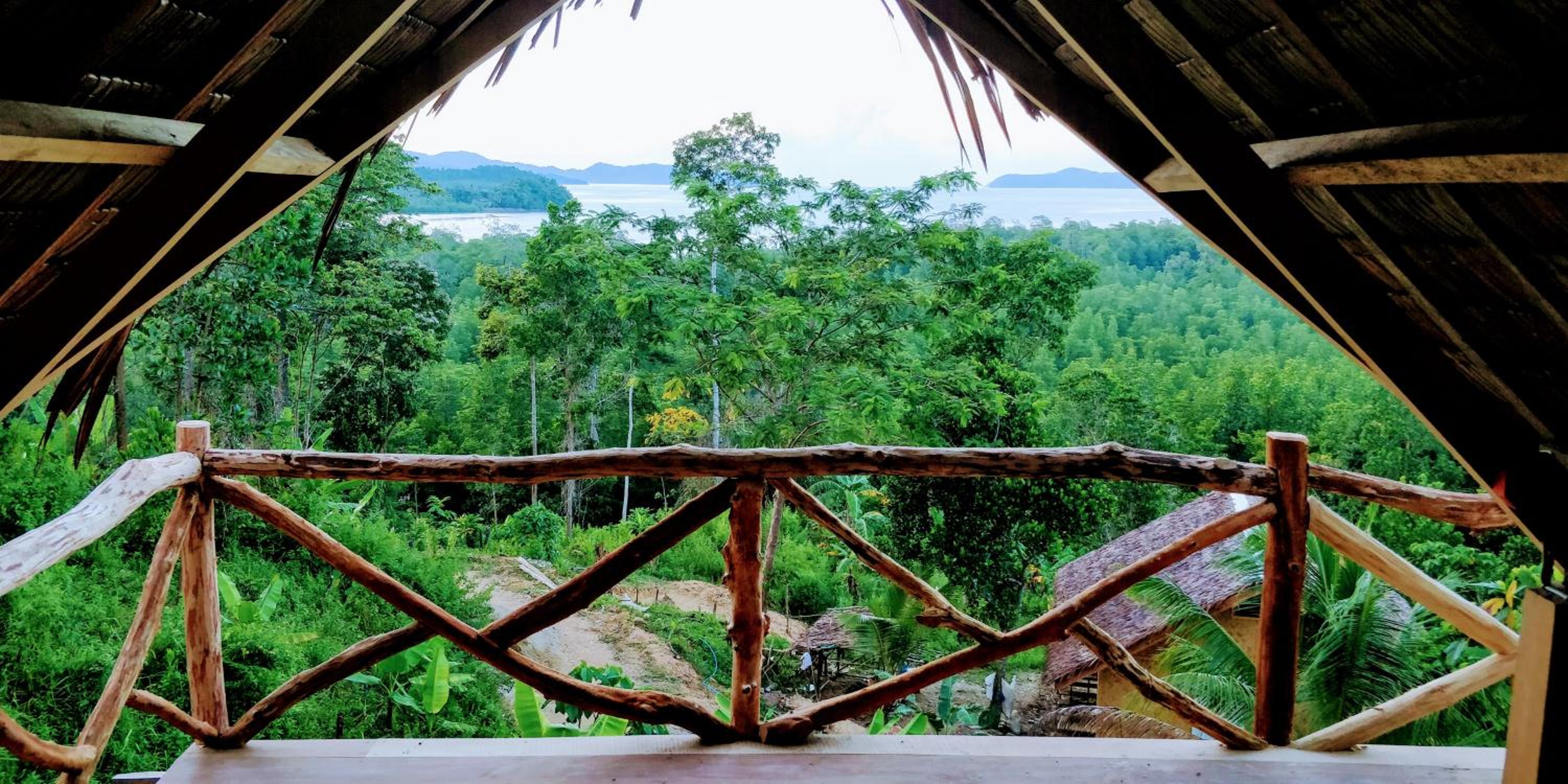Double Room with Balcony and Sea View - Photo 13