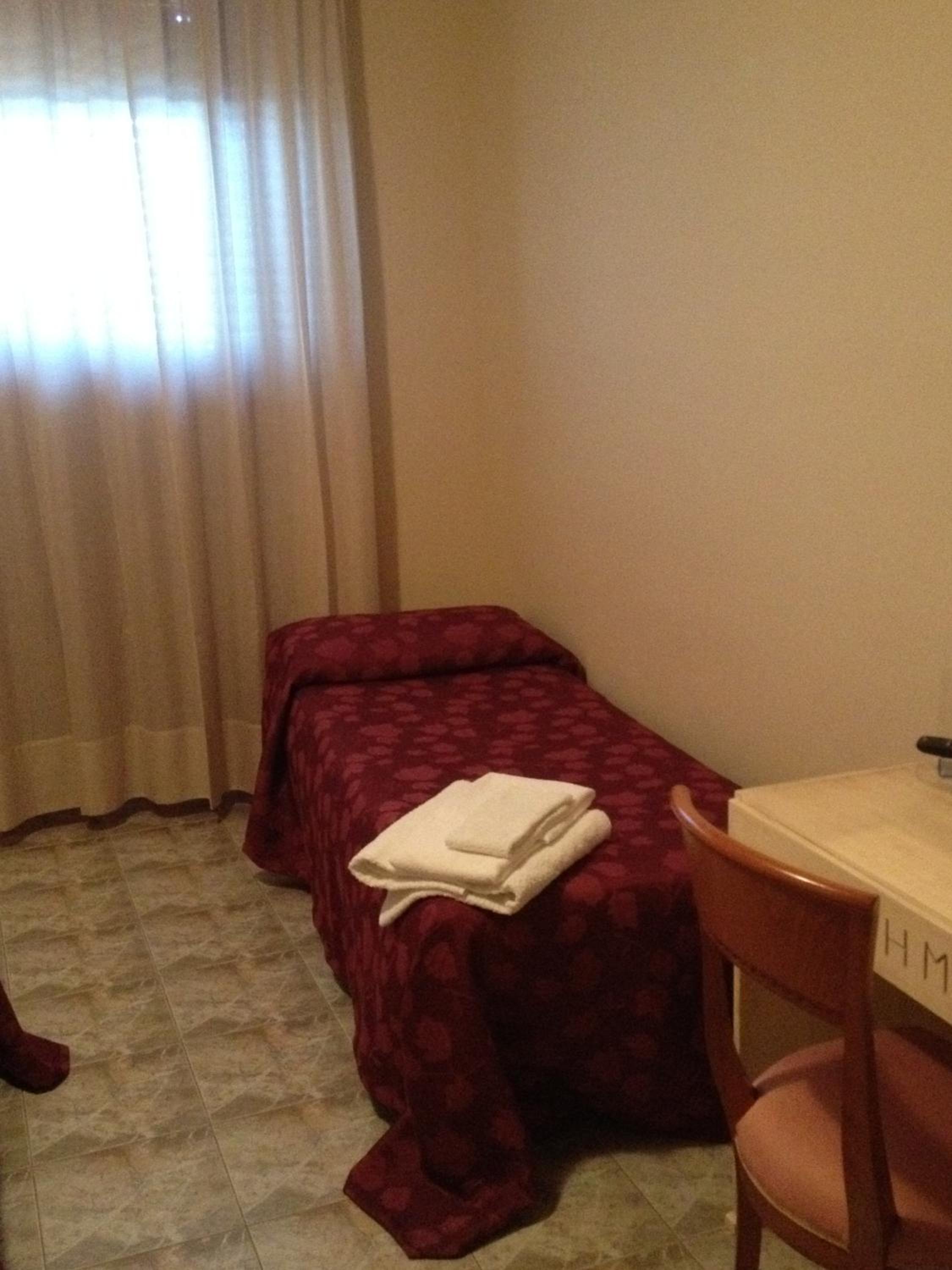 Basic Double Room - Photo 1