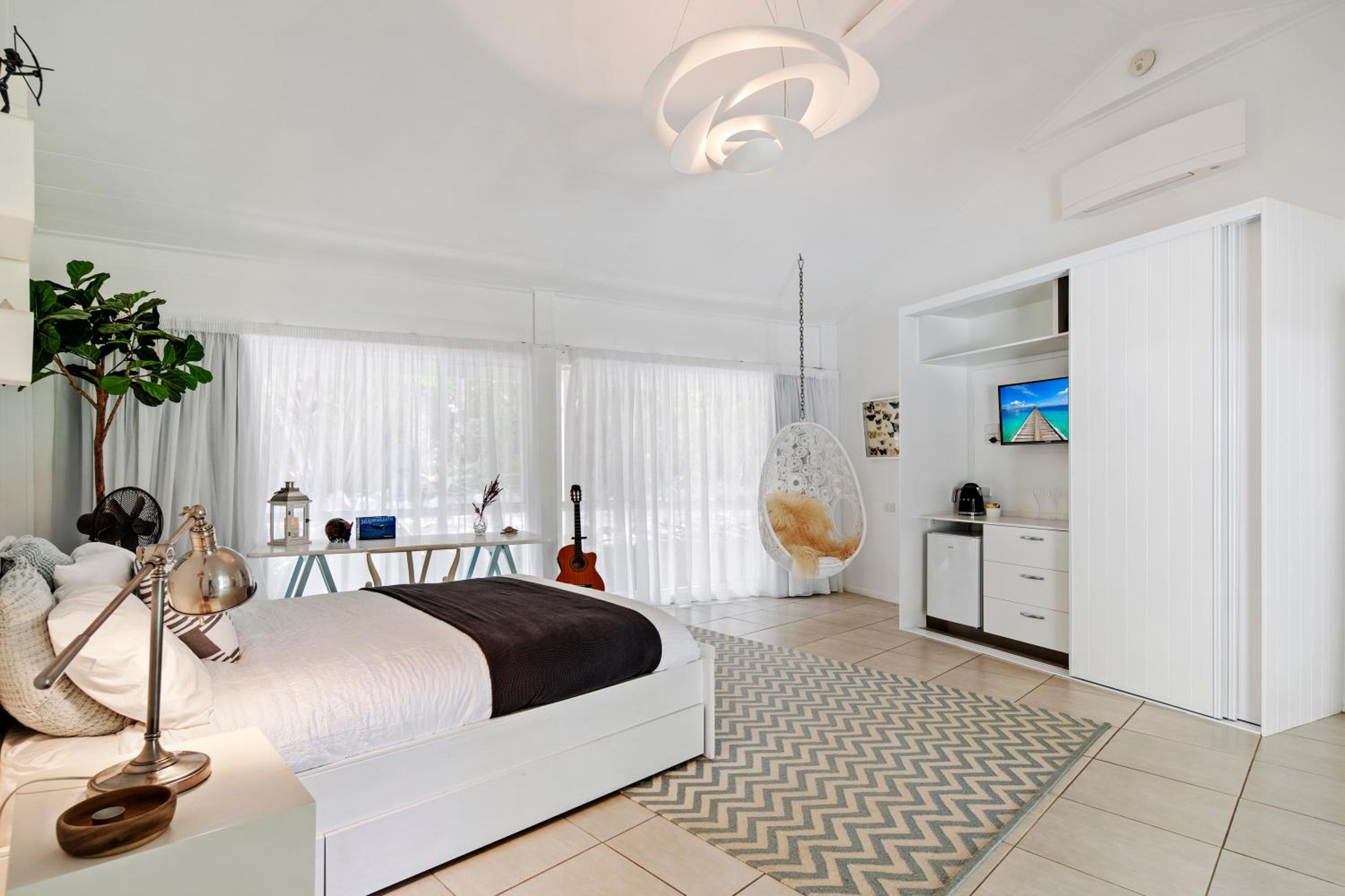 Double Room with Pool View photo 1