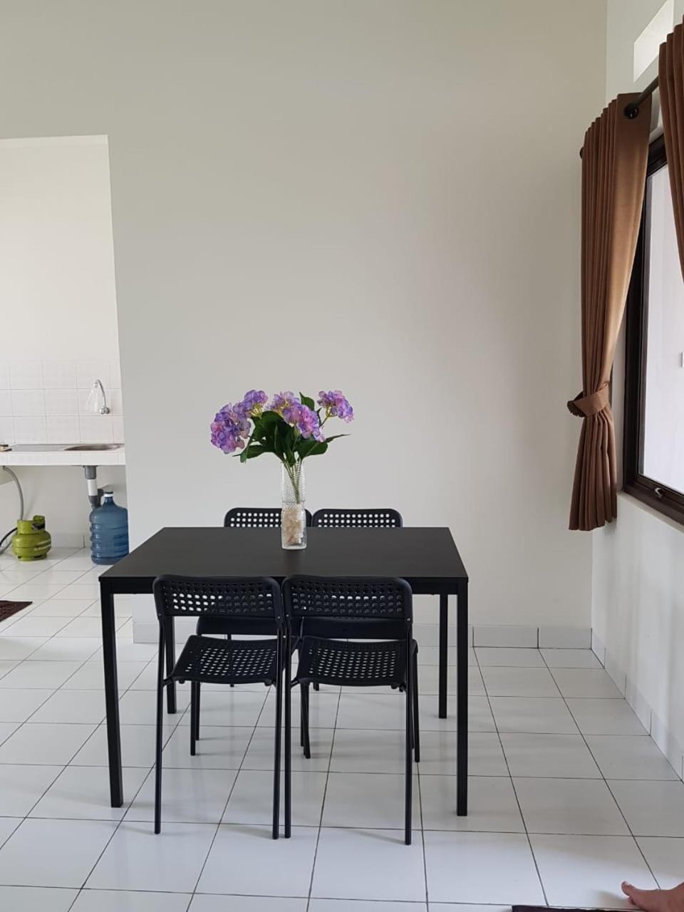 Two-Bedroom House - Photo 40