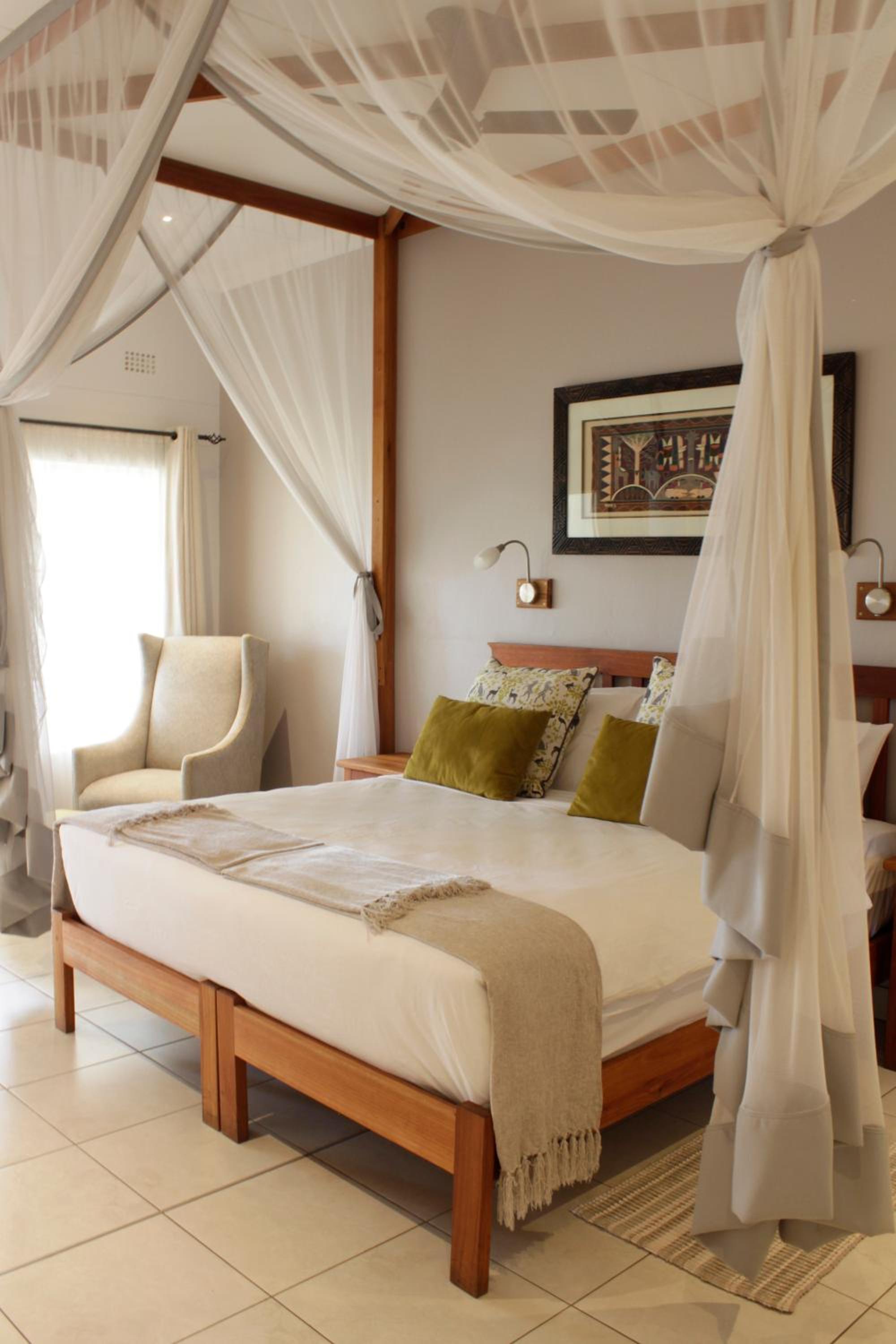 King Room with Pool View photo 2