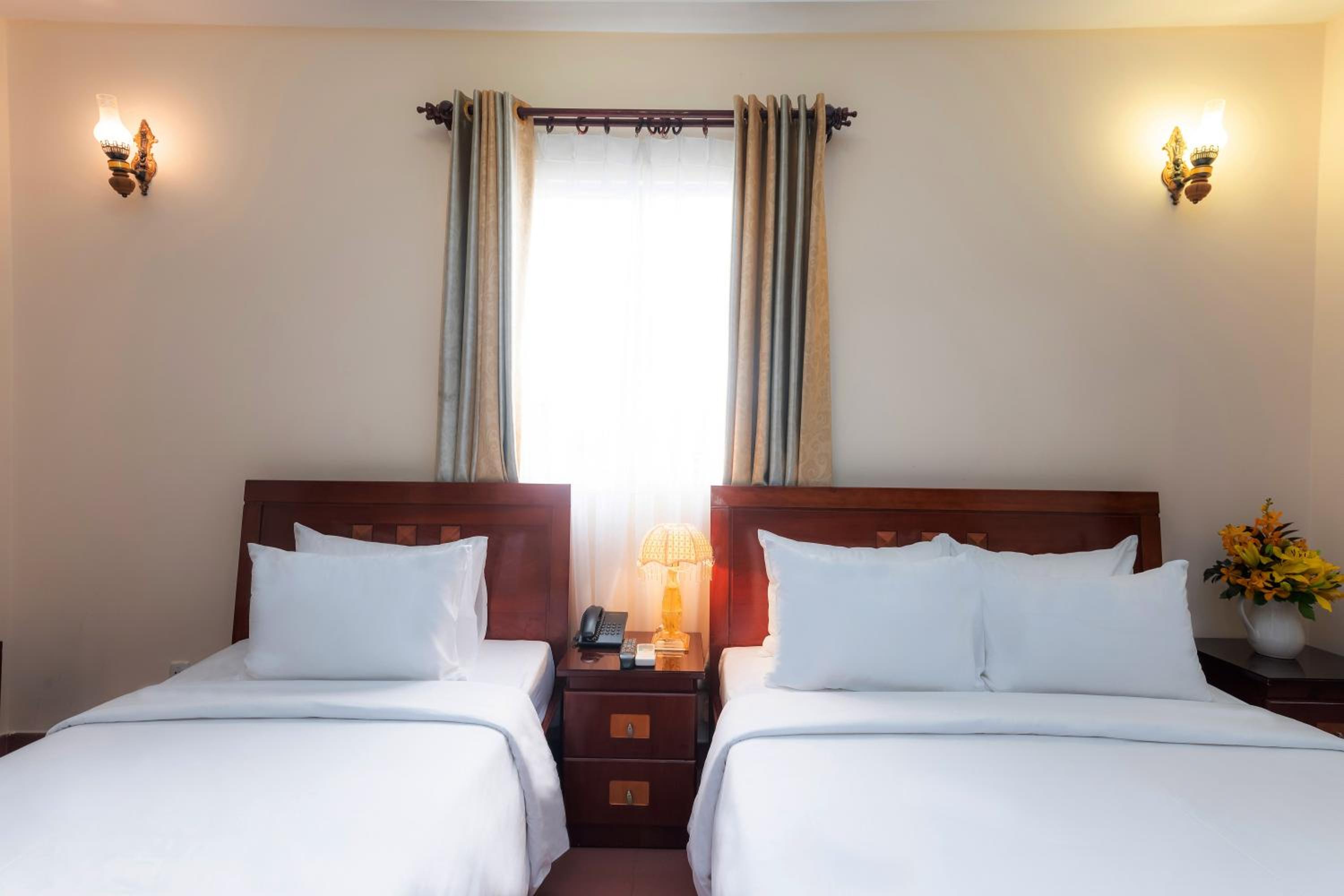 Deluxe Triple Room photo 2