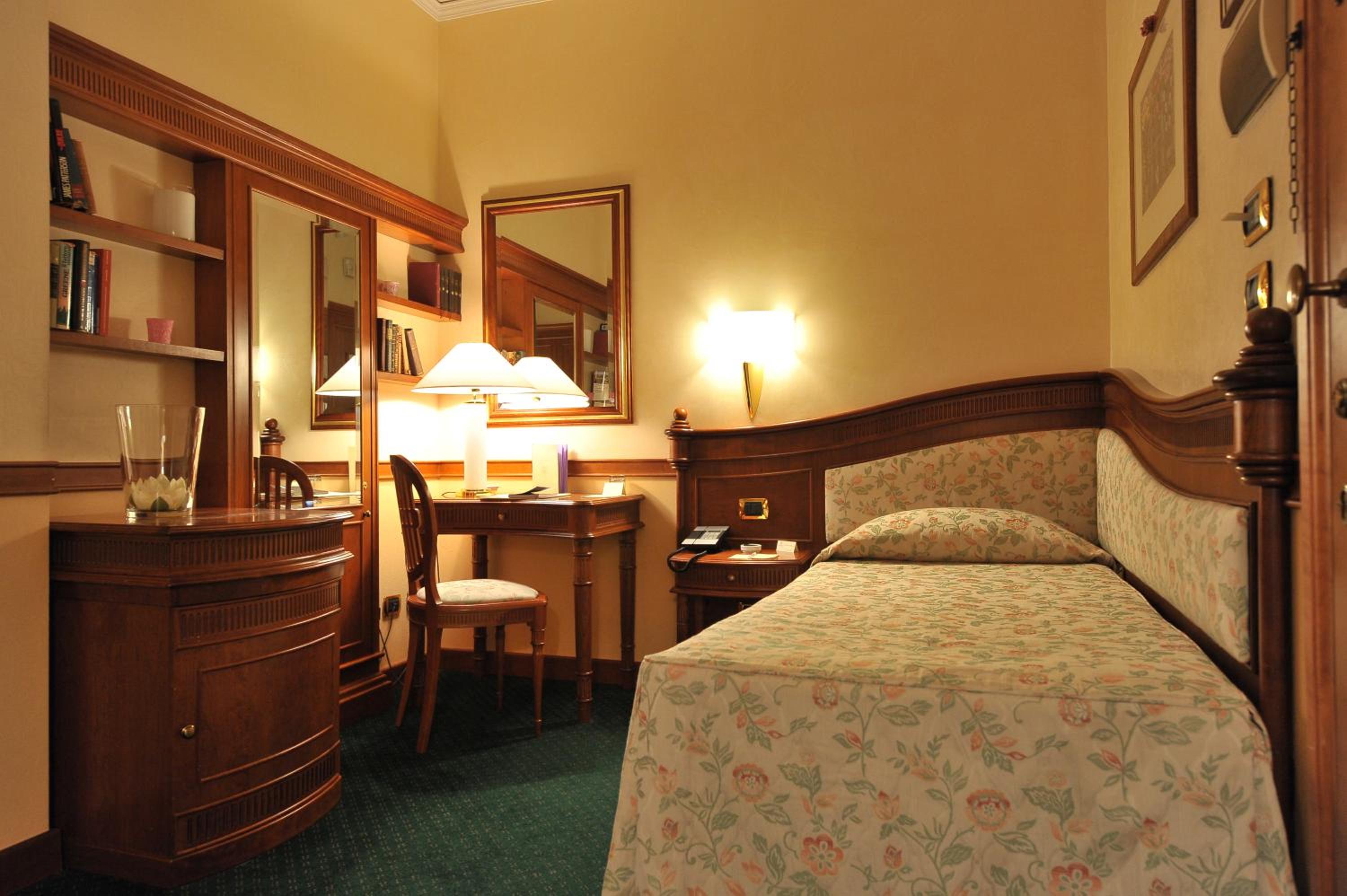 Single Room - Photo 4