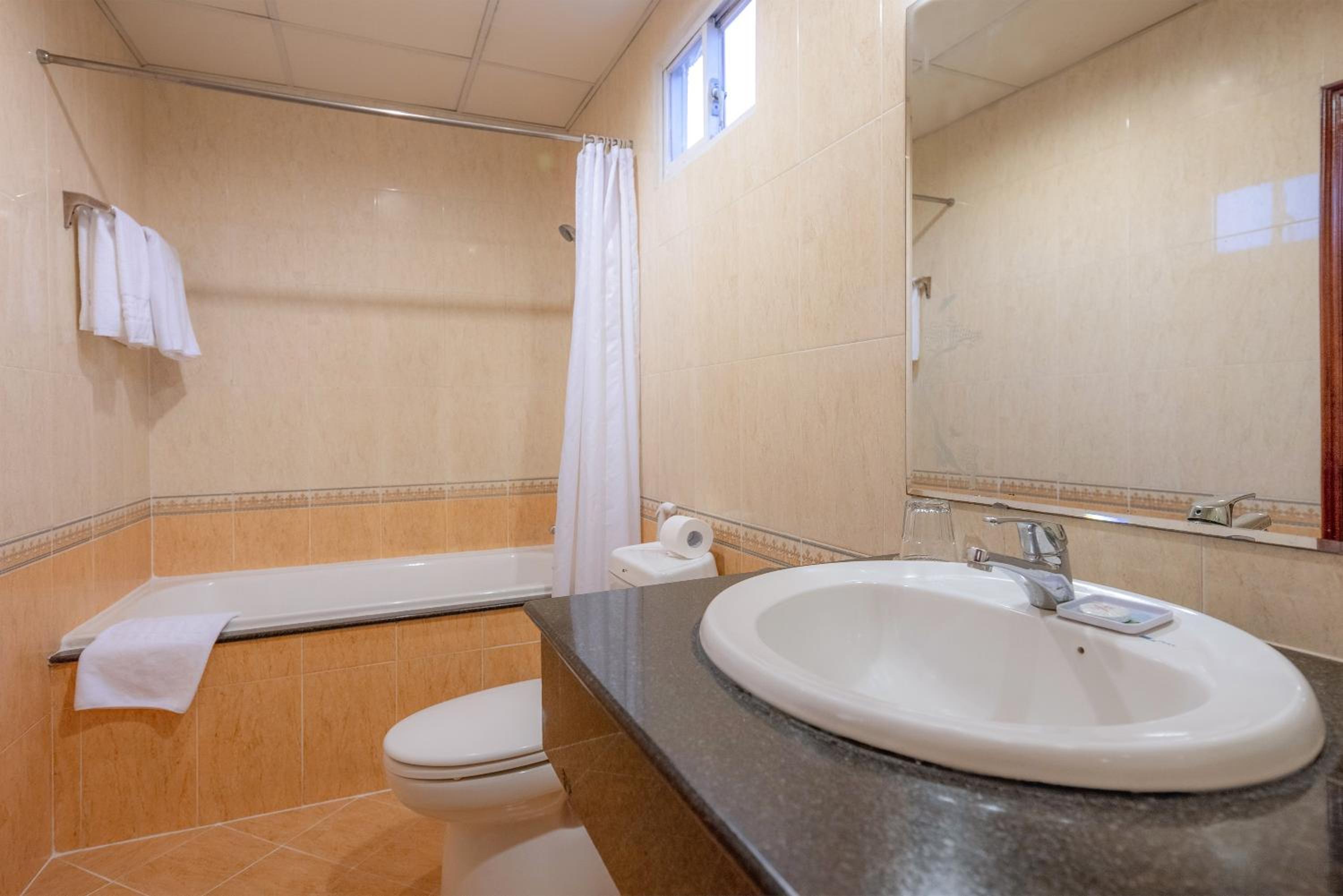 Superior Triple Room (No window) photo 2