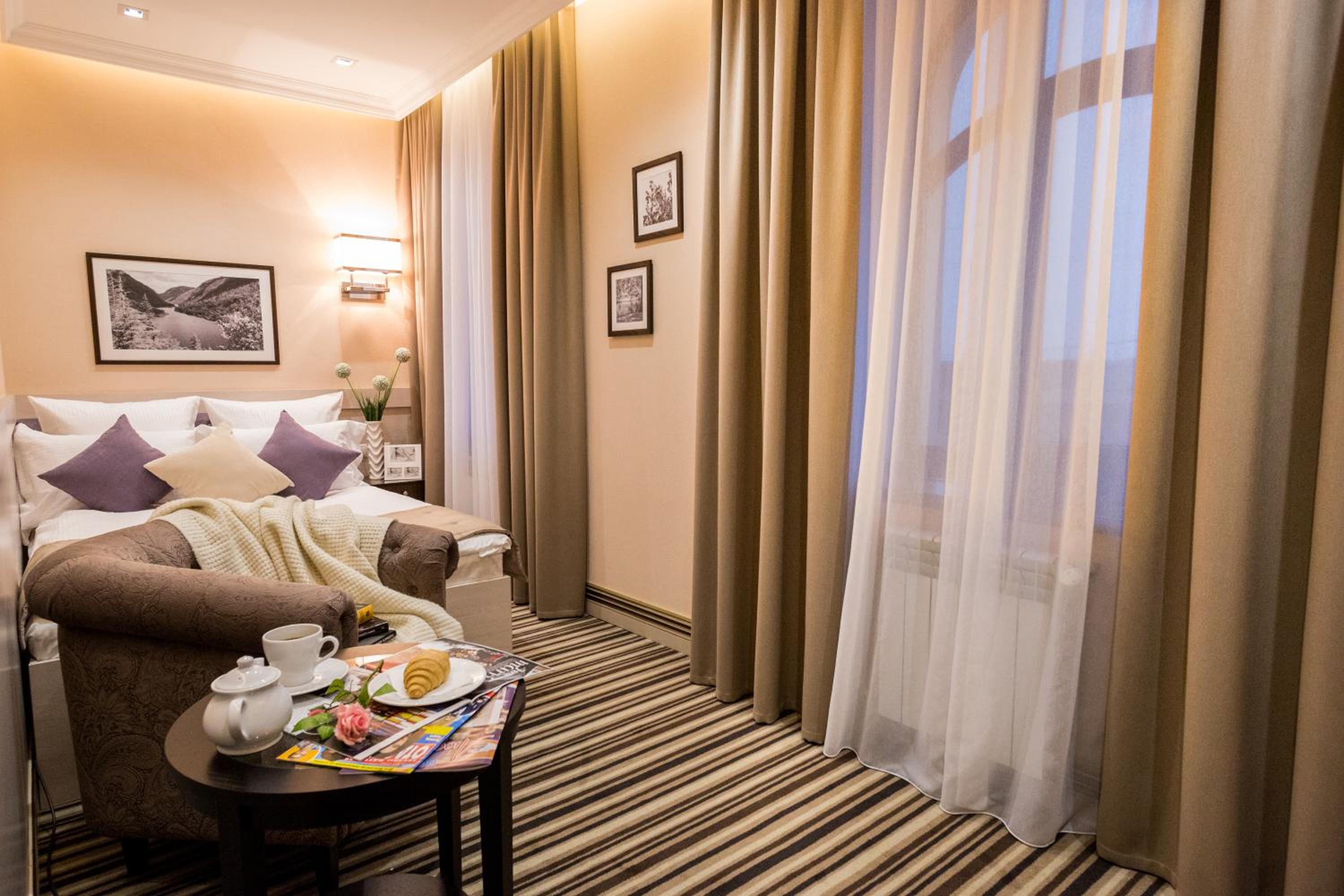 Budget Double Room photo 1