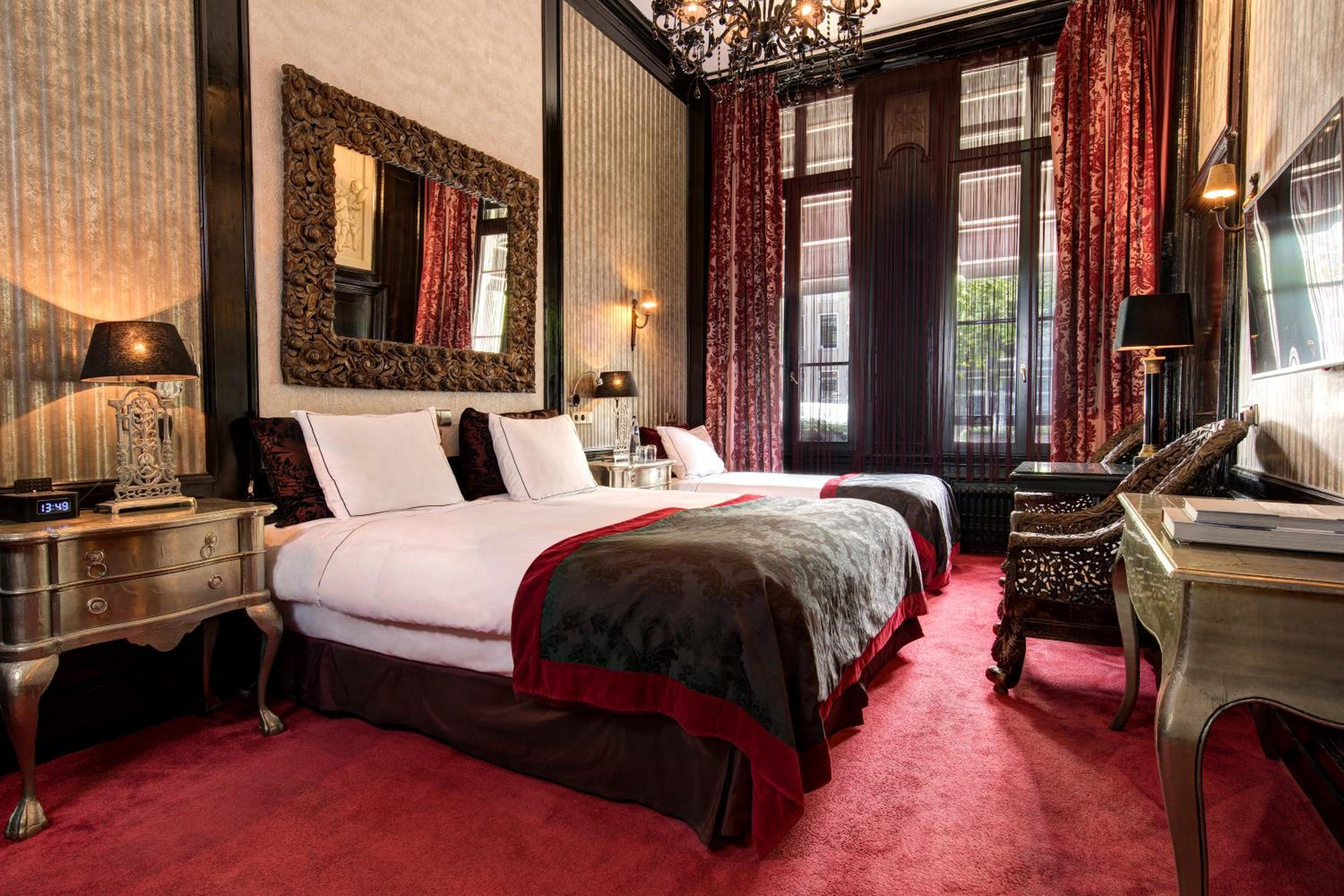 Deluxe Triple Room Canal View with Spa Bath - Private House