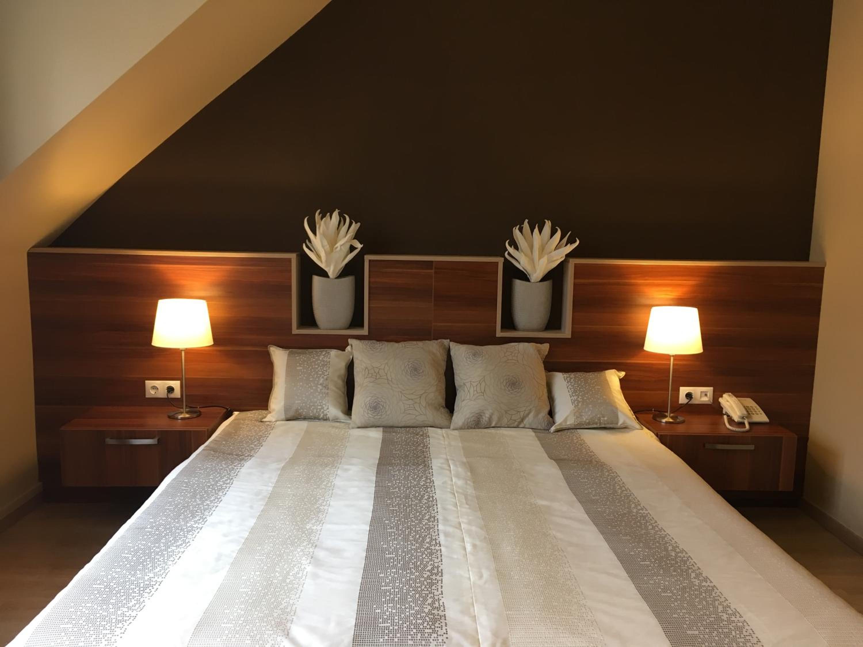 Superior Triple Room photo 3