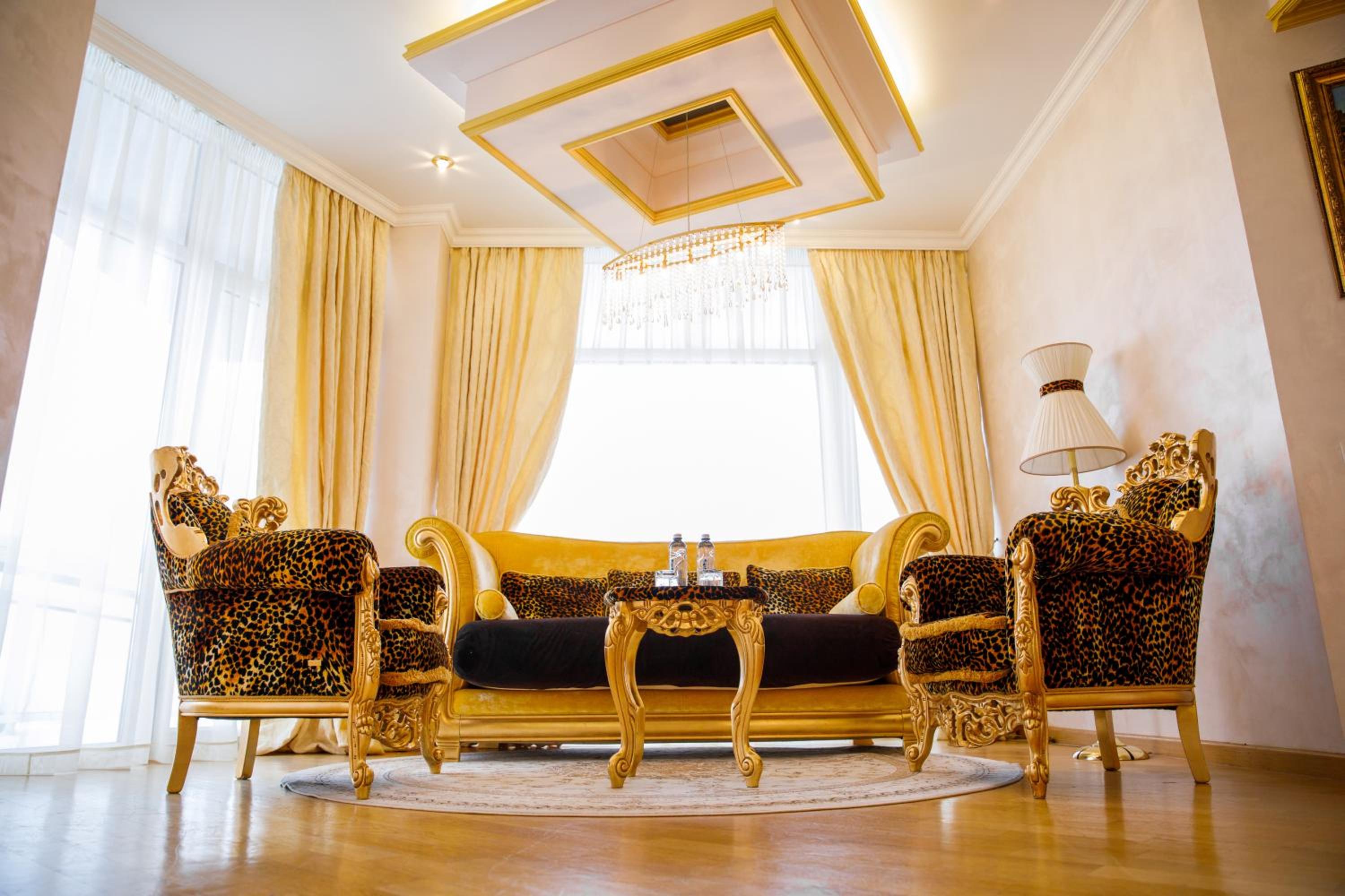Executive Suite photo 1