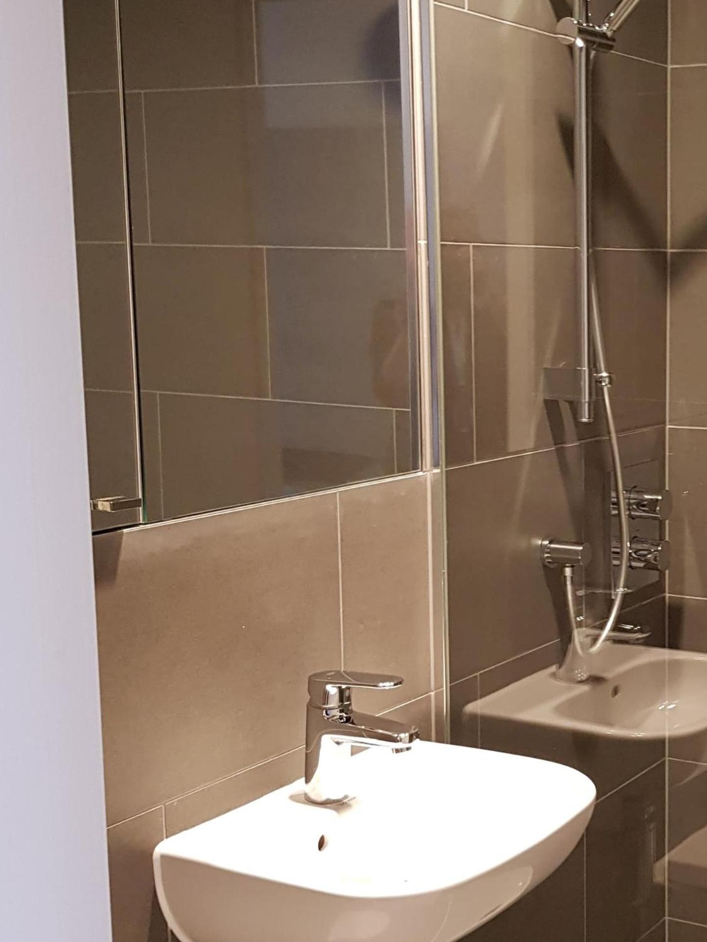 Double Room with Private Bathroom photo 2