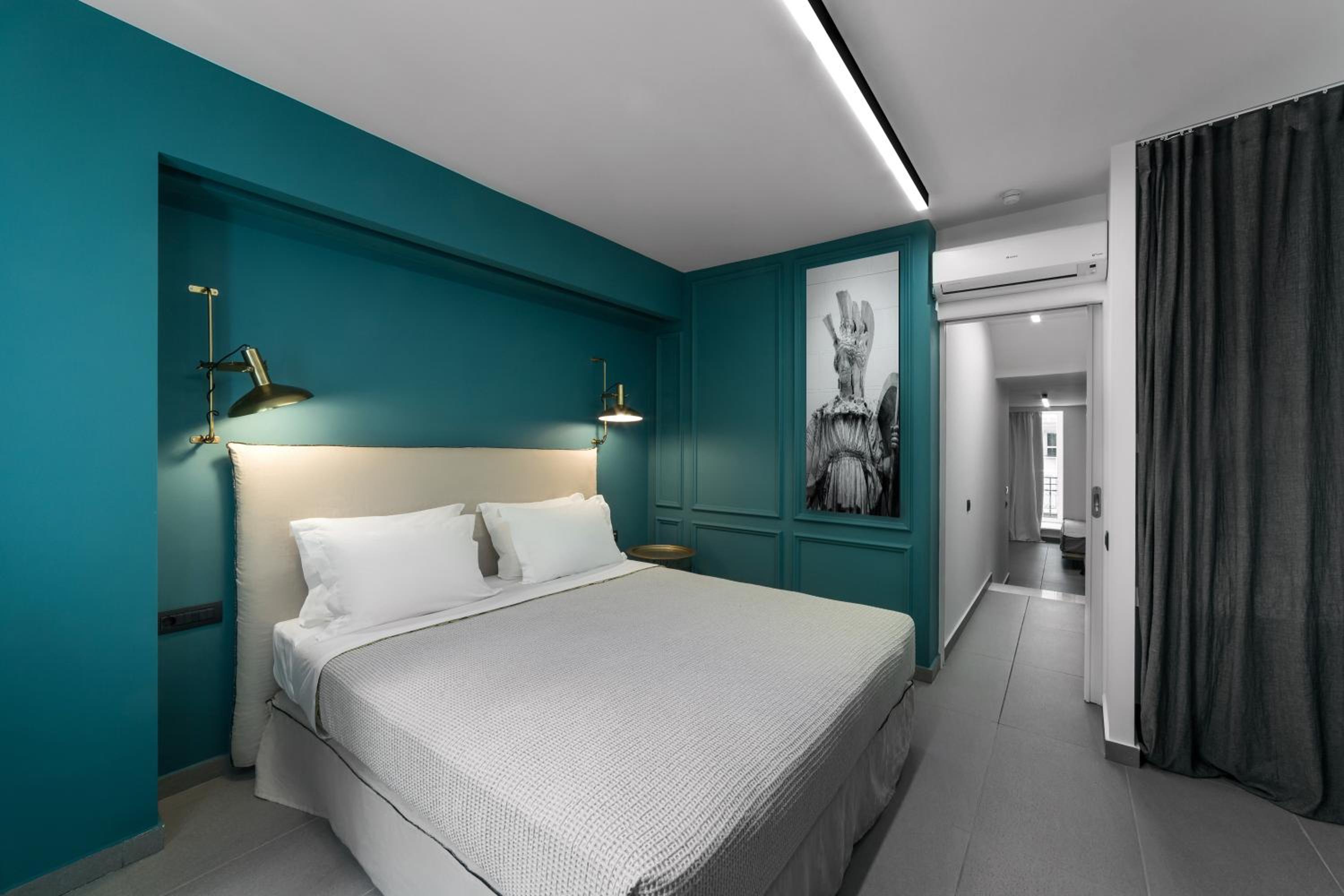 Sir Deluxe Suite photo 1