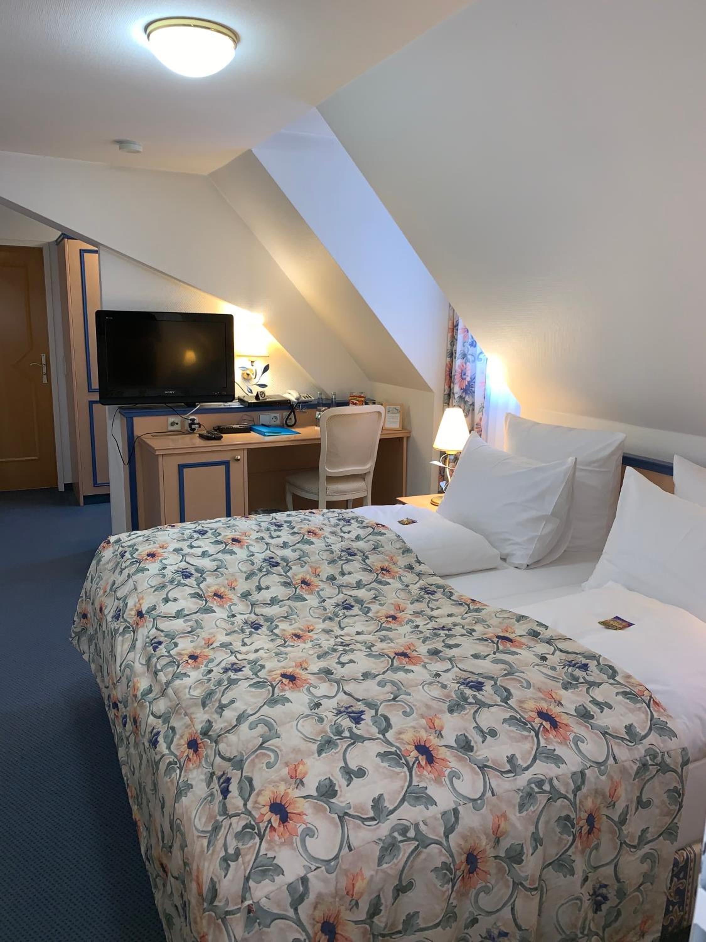 Standard Double Room photo 1