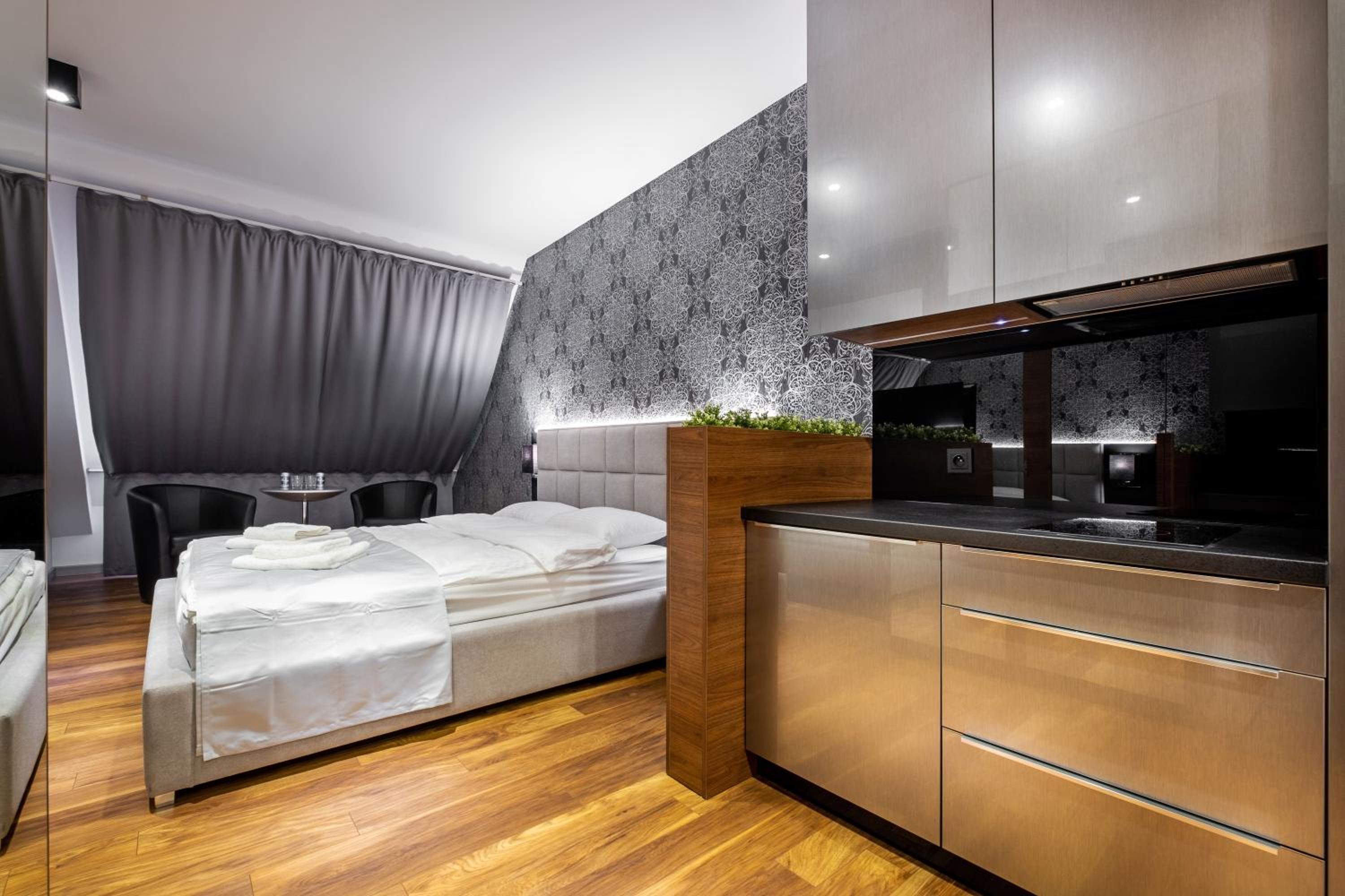 Studio Apartment photo 3