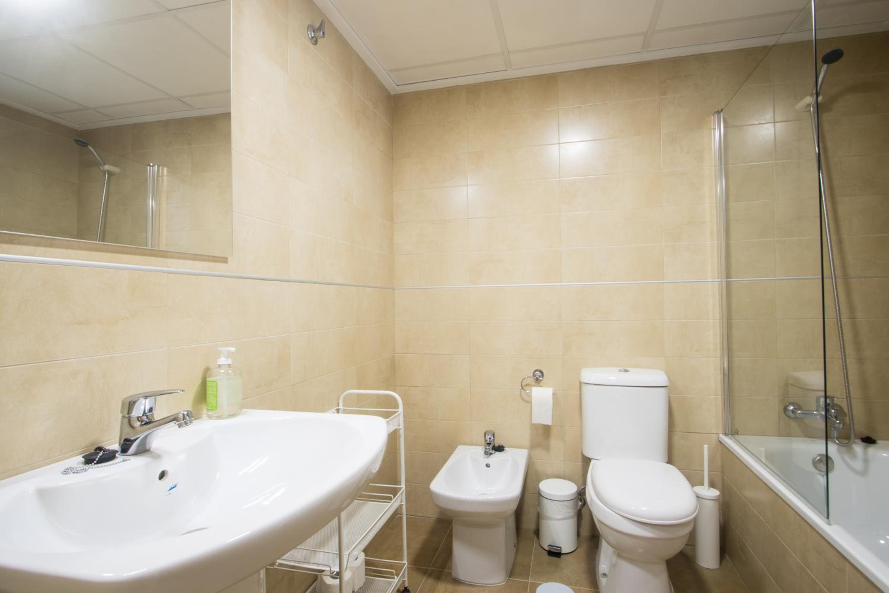 Apartment - Photo 23