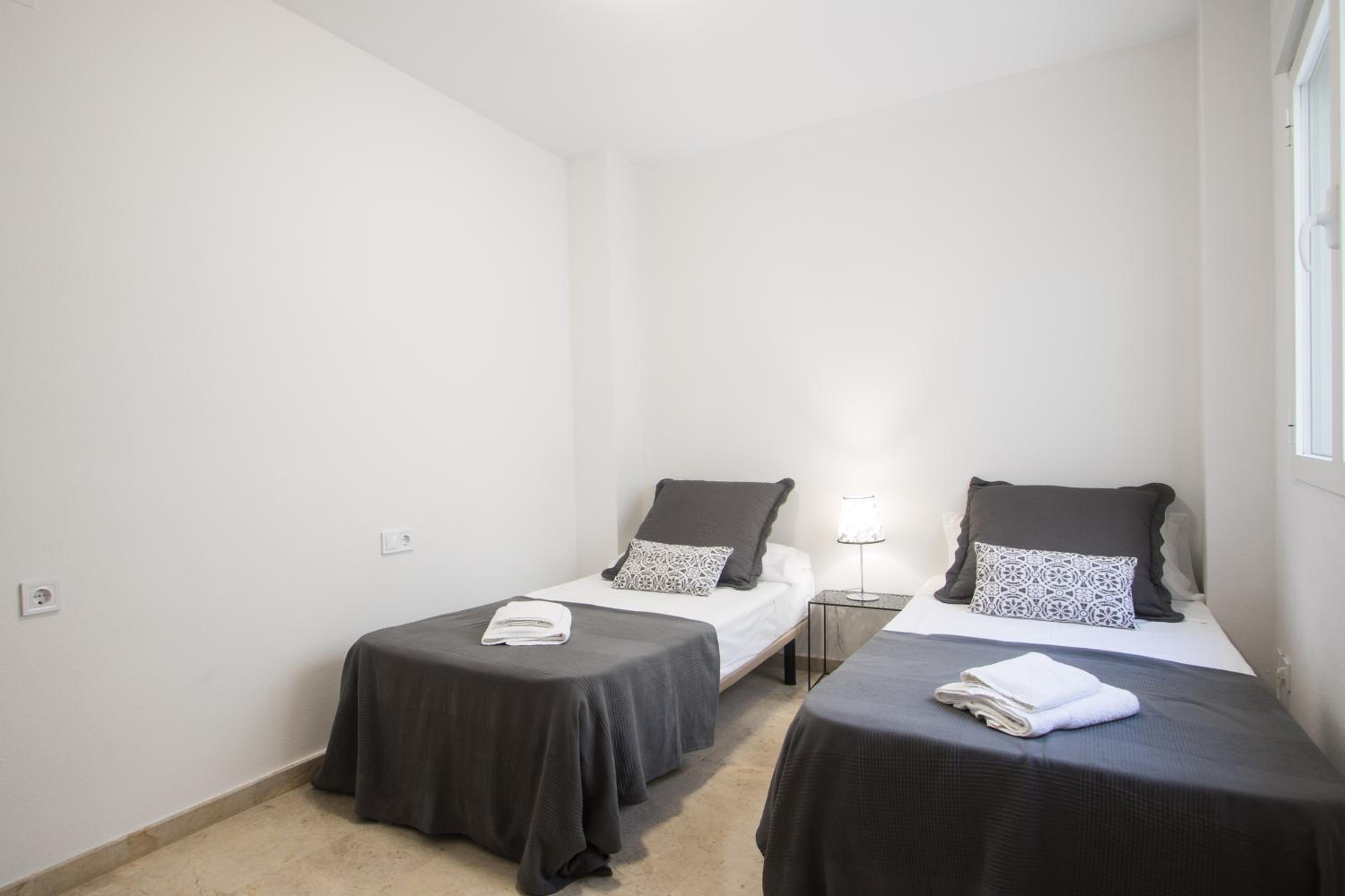Apartment - Photo 25