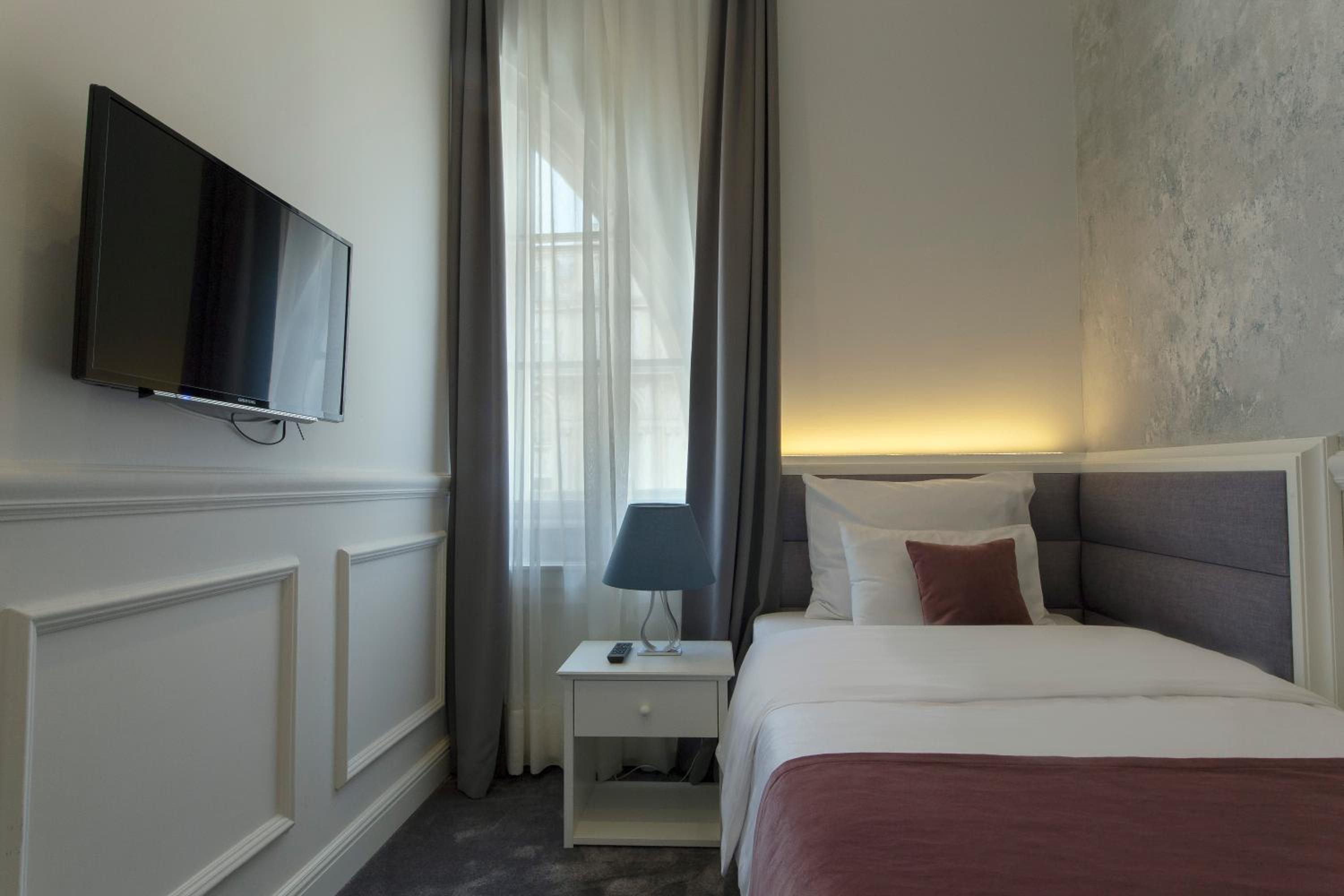 Standard Single Room with Free Parking photo 1