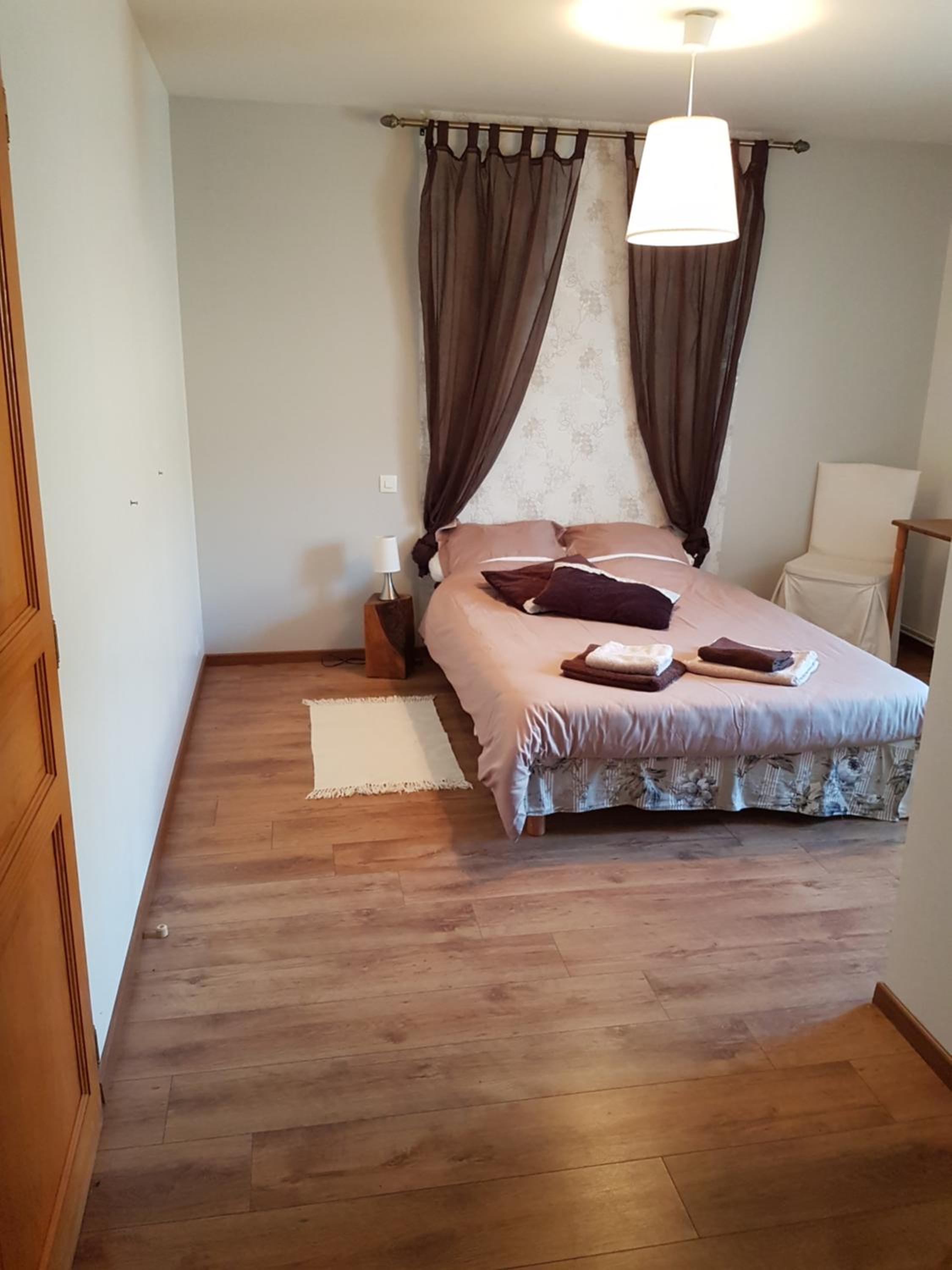 Double Room with Private Bathroom - Photo 5