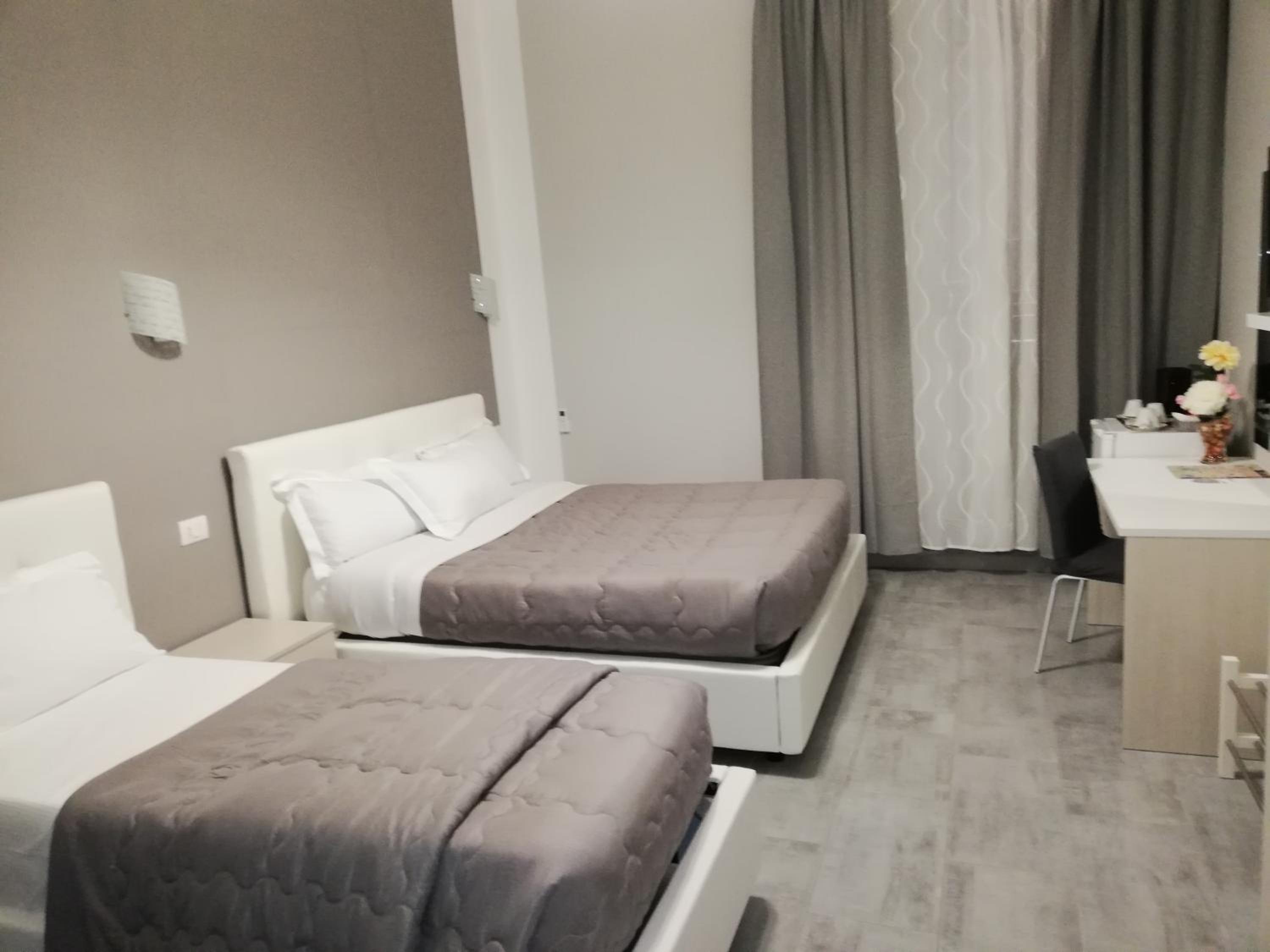 Deluxe Triple Room photo 1