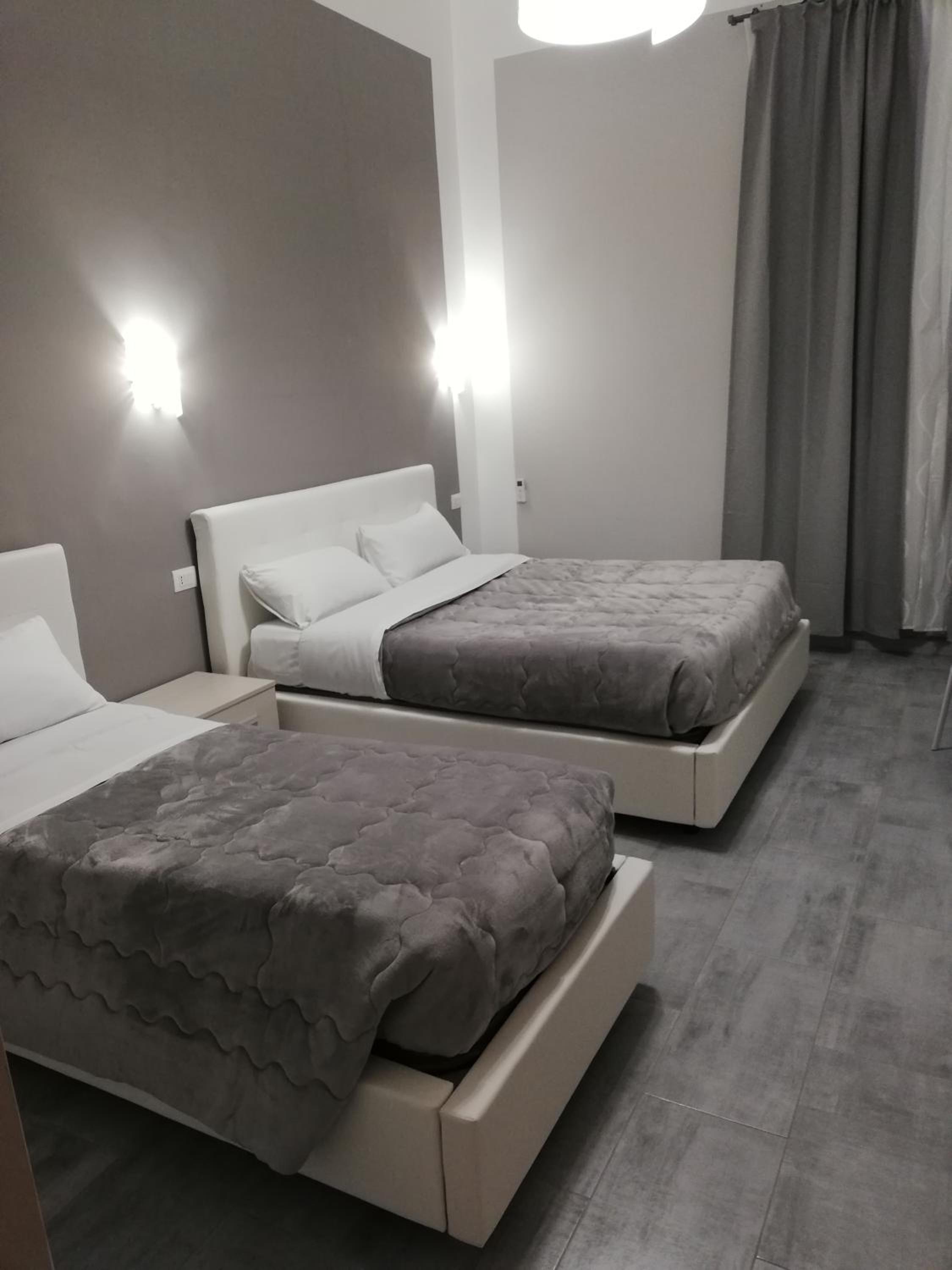 Deluxe Triple Room photo 2