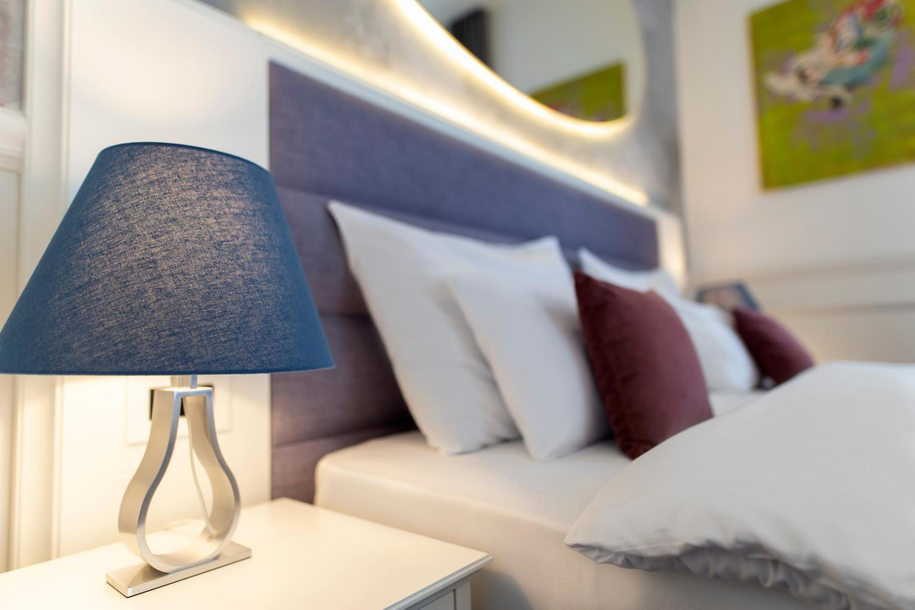 Double or Twin Room with Free Parking - Photo 2