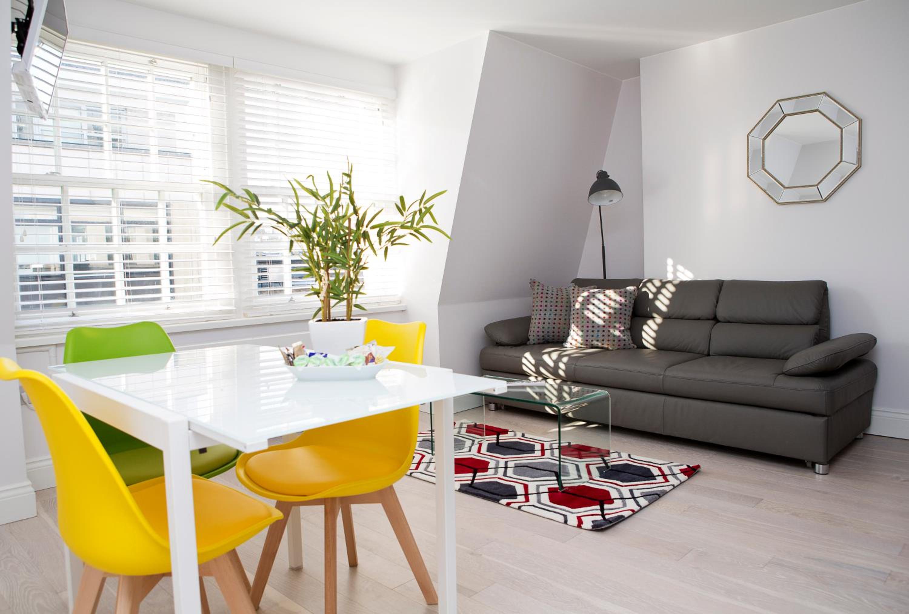Apartment (Fourth Floor - G) photo 3