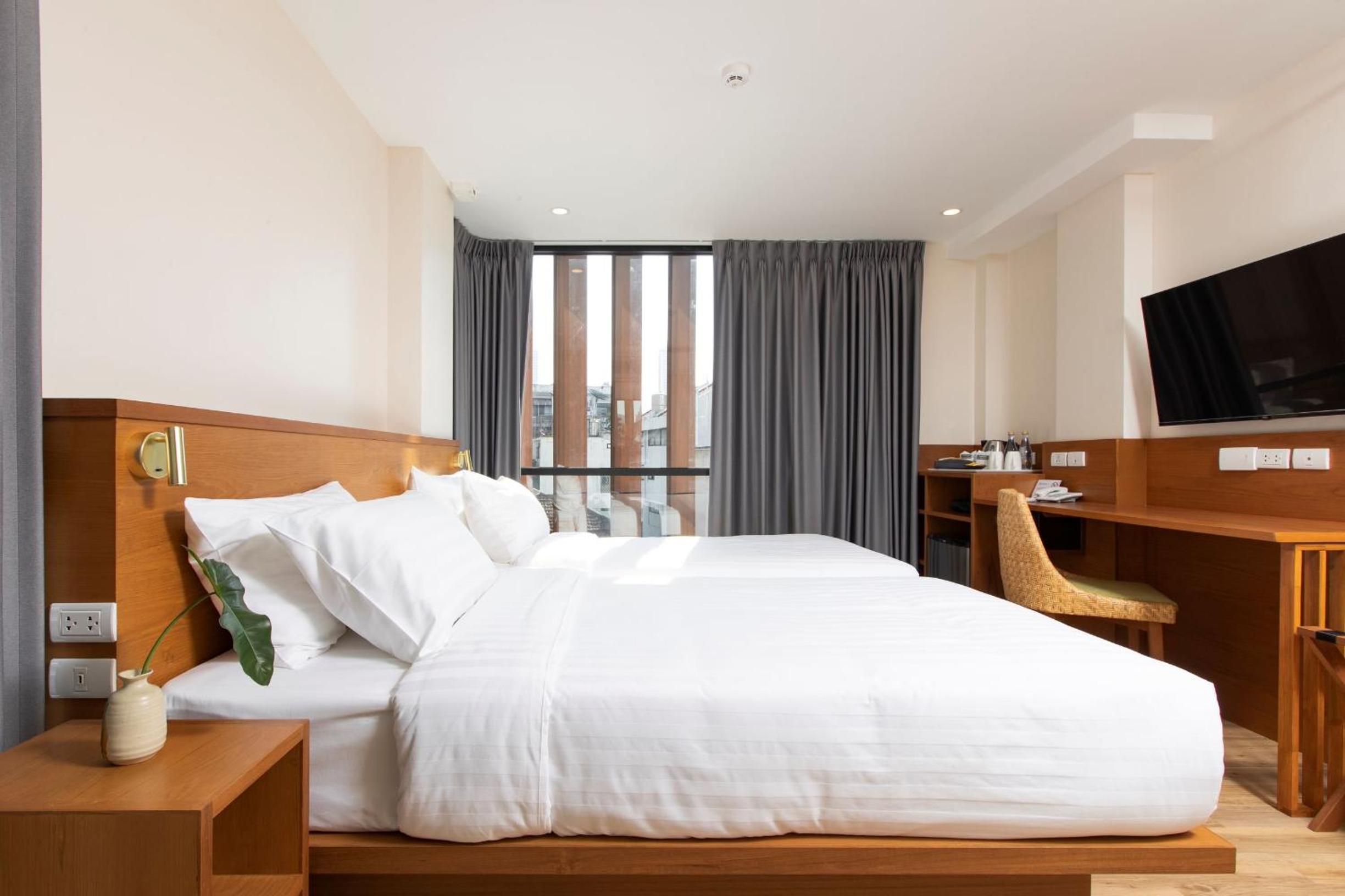 Deluxe Double or Twin Room photo 3