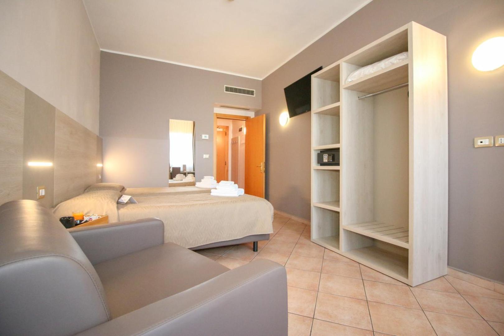Triple Room photo 3