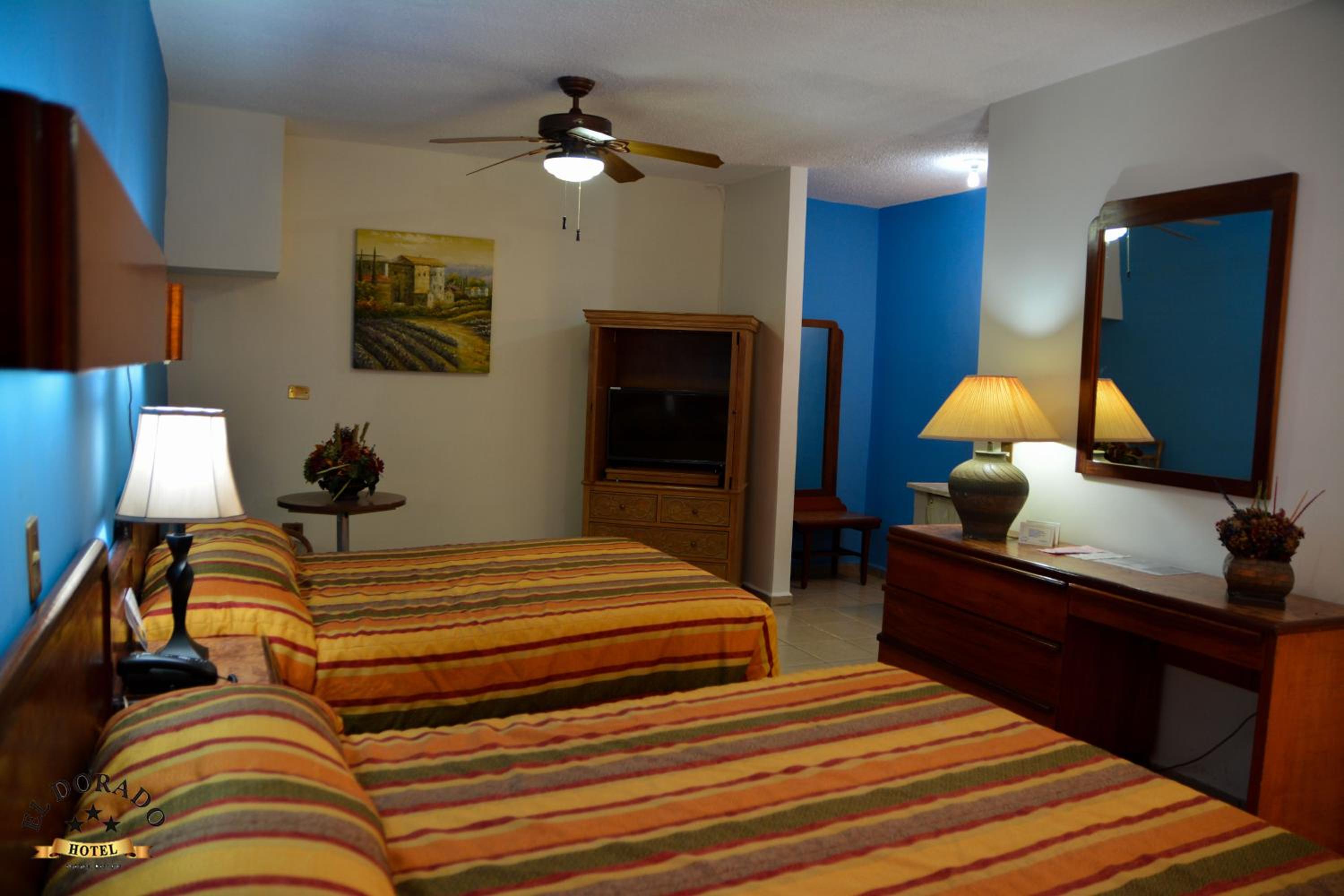 Standard Twin Room - Photo 6