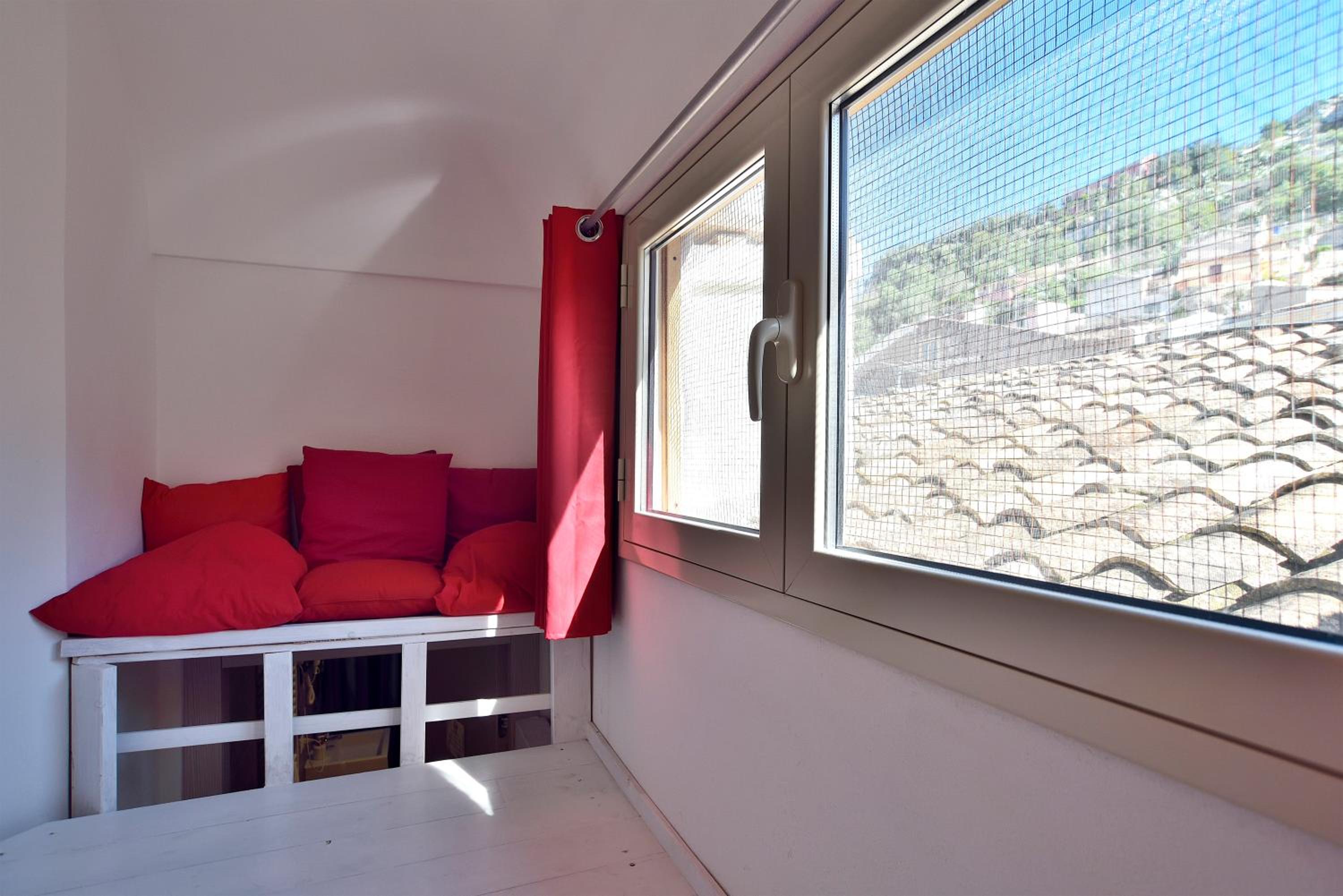 Economy Double Room photo 2