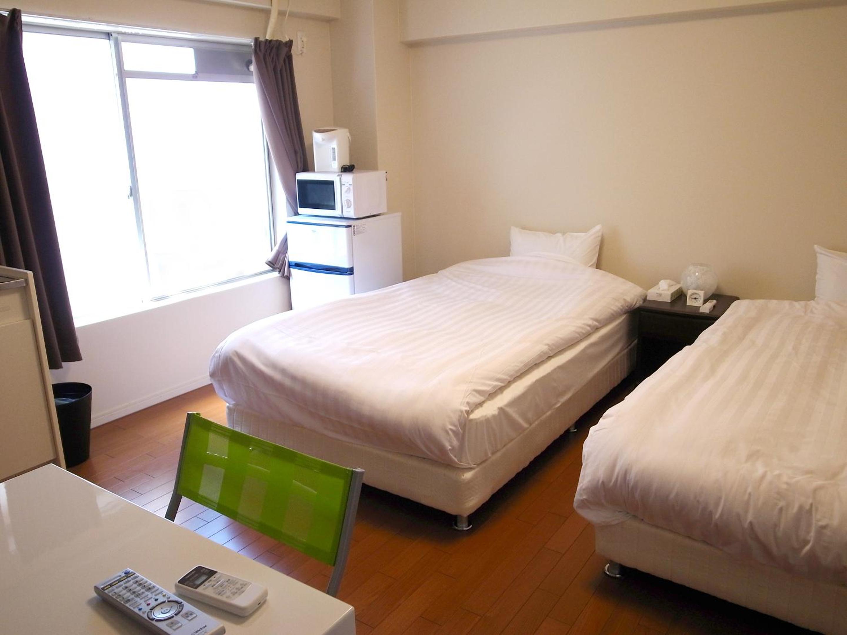 One-Bedroom Apartment - Smoking