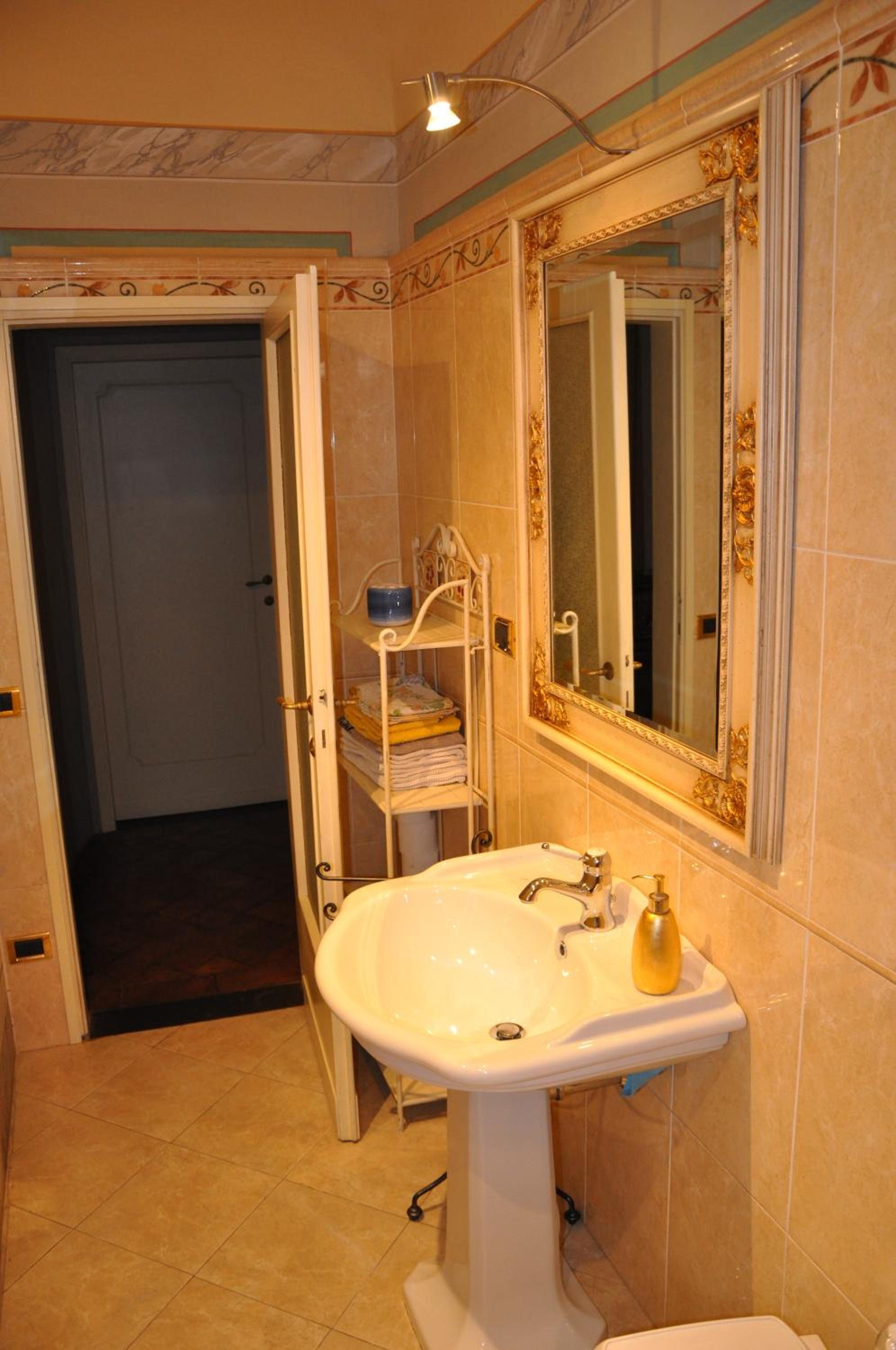 Superior Apartment photo 3
