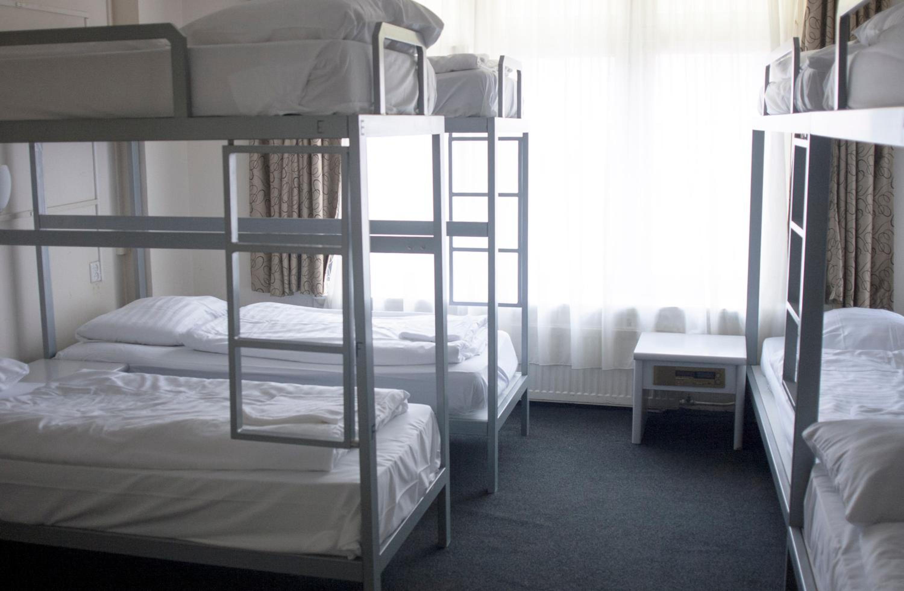 Dormitory Room (8 Adults) photo 3