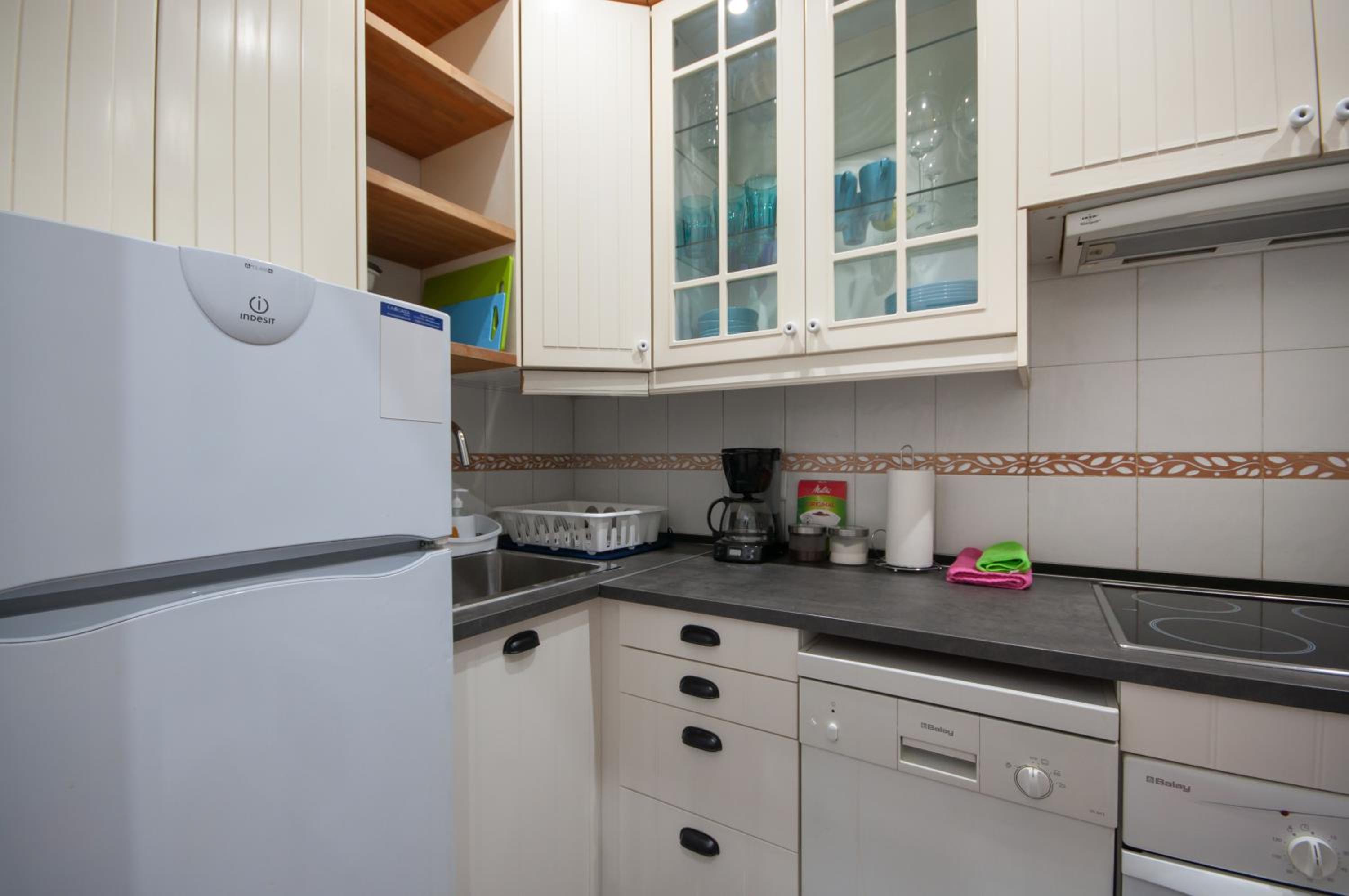 Apartment - Photo 9
