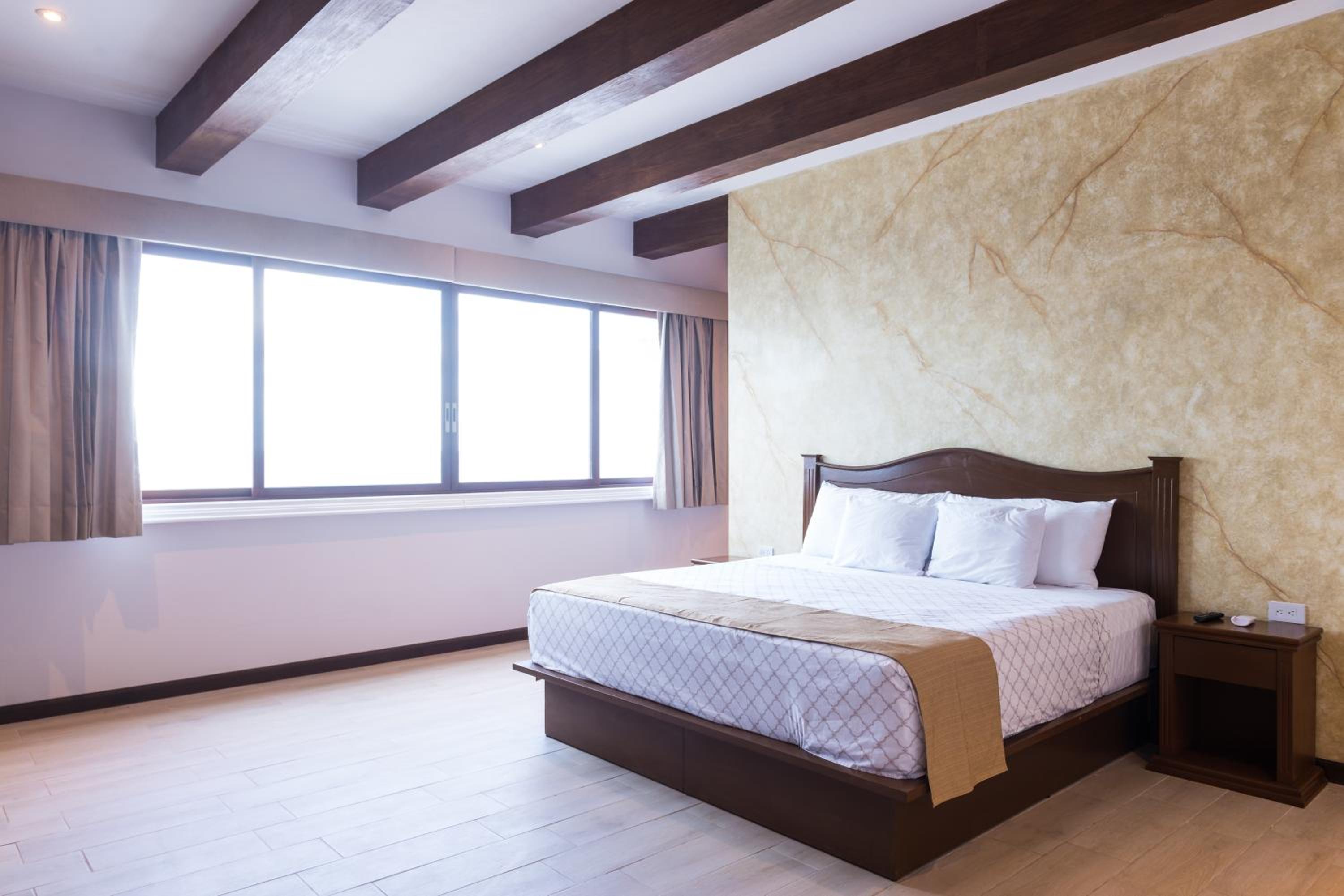 Superior Suite photo 1