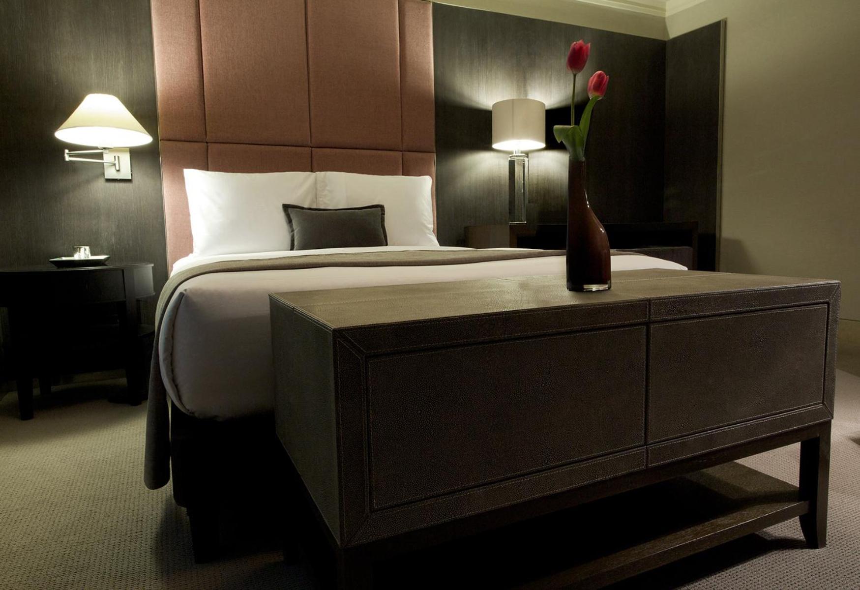 Deluxe Room - Photo 5