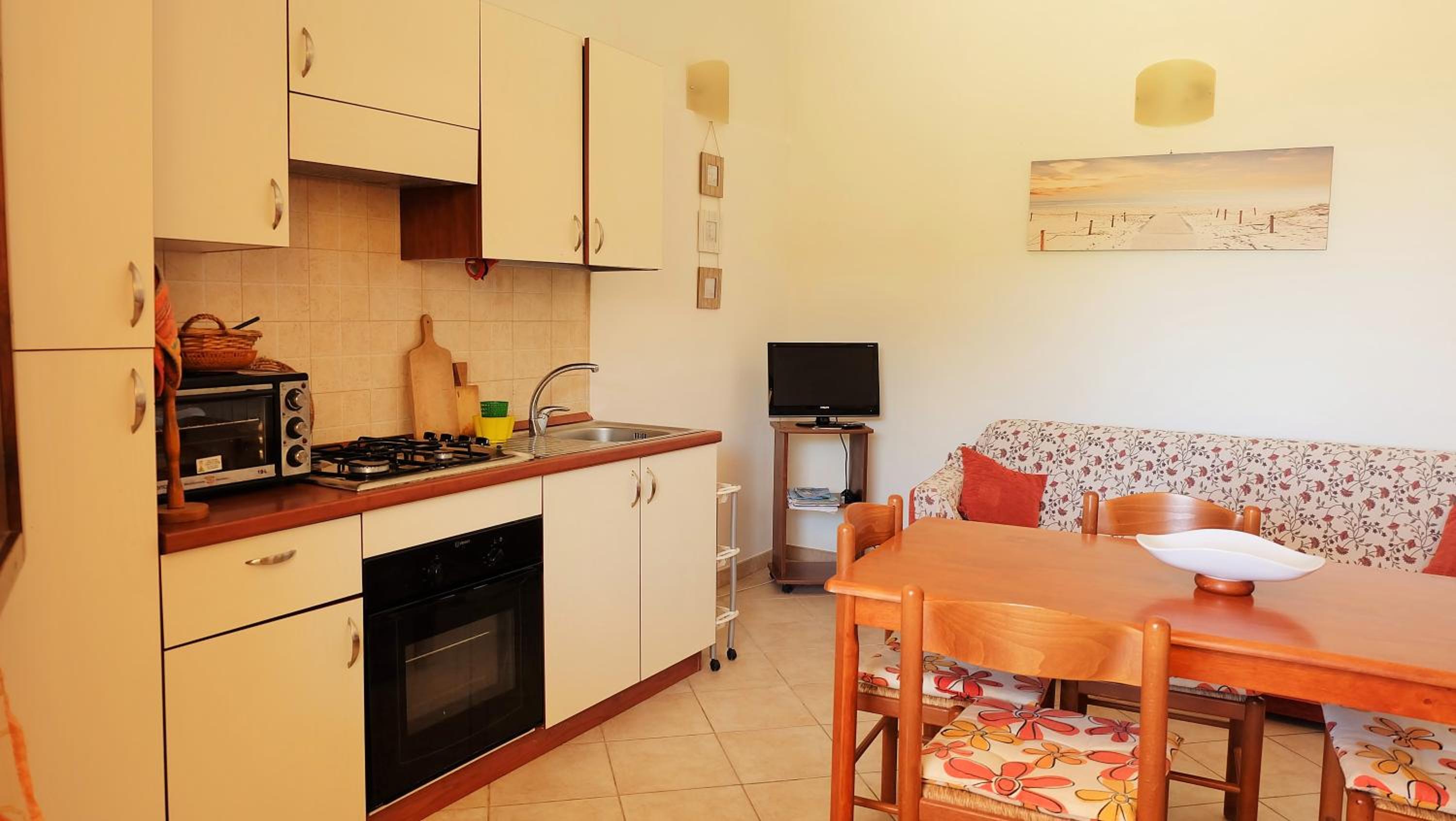 One-Bedroom House photo 3