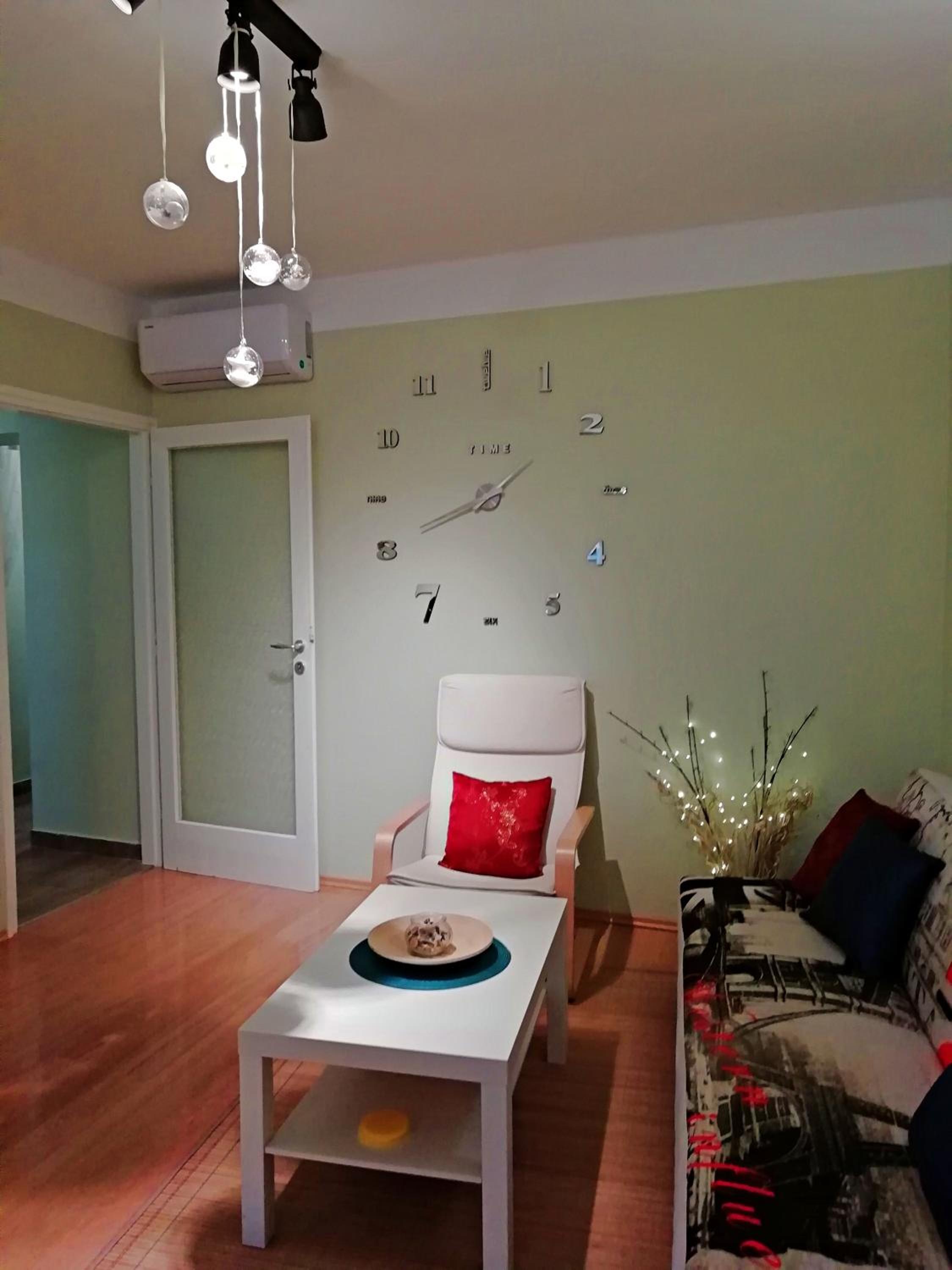 Apartment - Photo 9